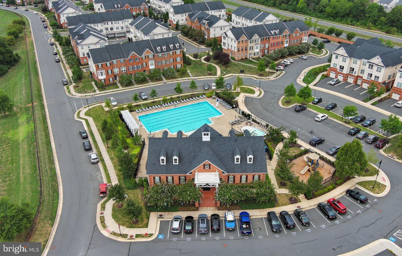 RIDGES AT LOUDOUN VALLEY - Residential