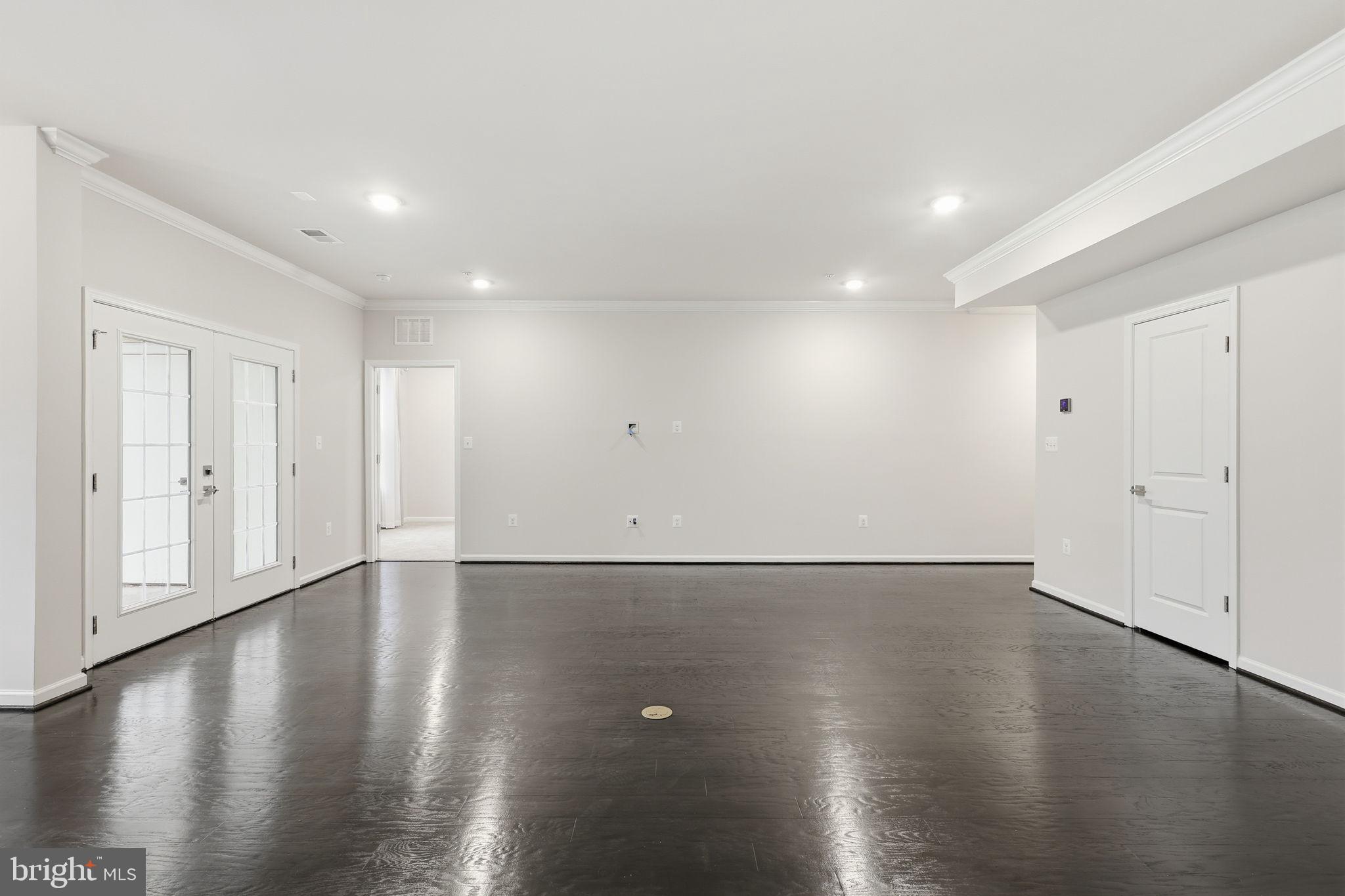 RIDGES AT LOUDOUN VALLEY - Residential