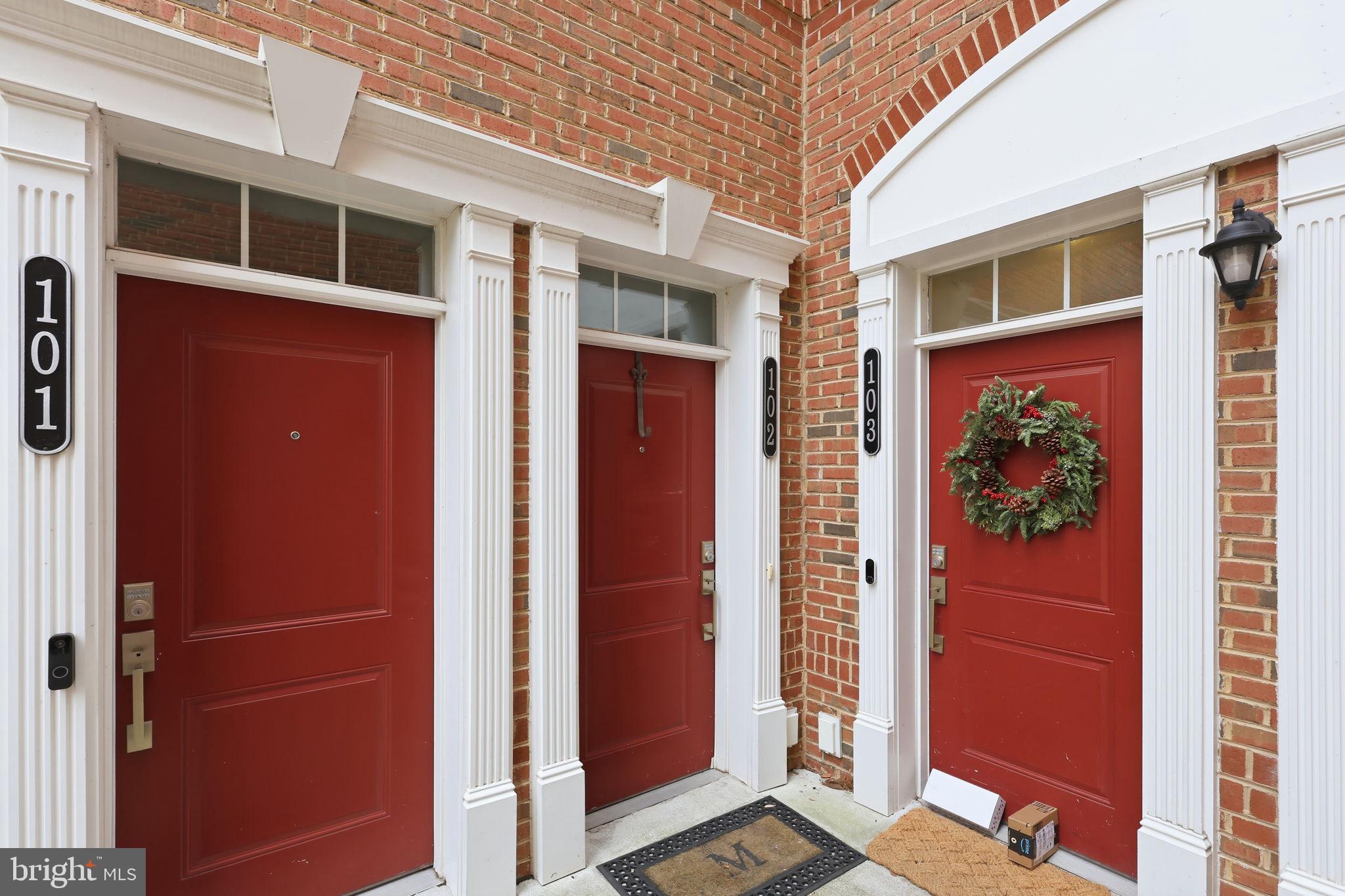 RIDGES AT LOUDOUN VALLEY - Residential