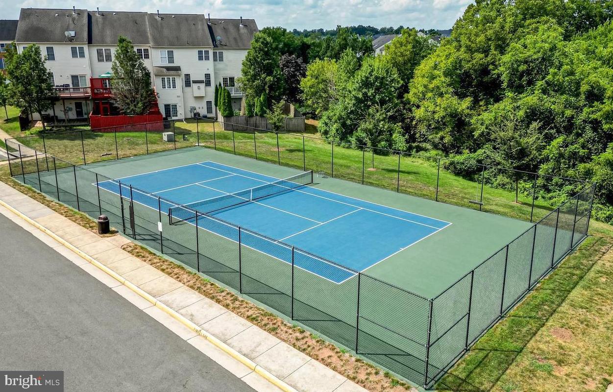 RIDGES AT LOUDOUN VALLEY - Residential