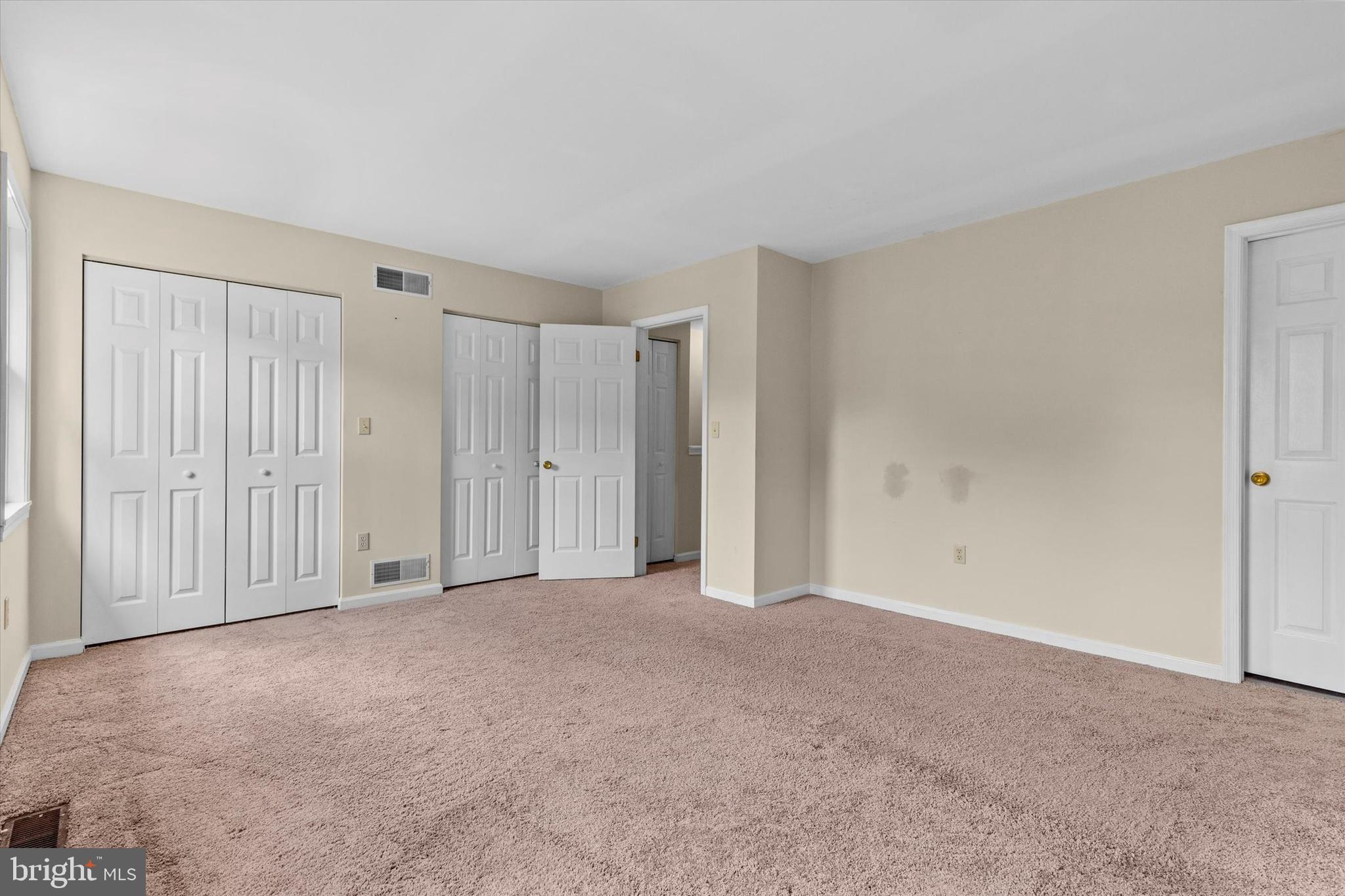 CHARTWOOD MANOR - Residential