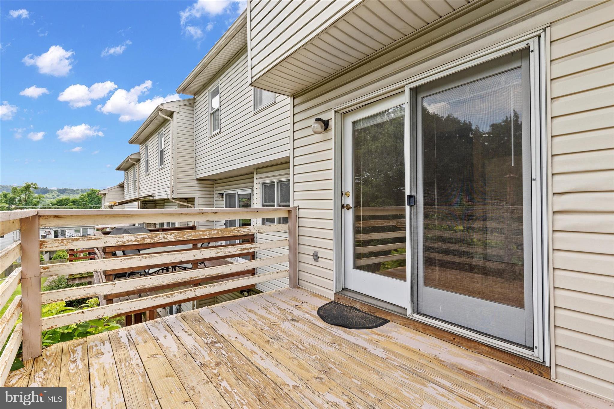 CHARTWOOD MANOR - Residential