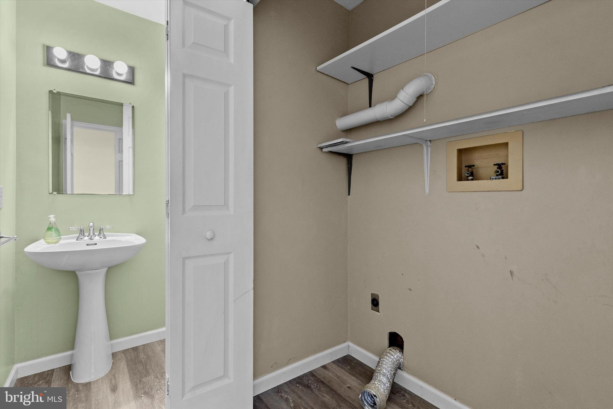 CHARTWOOD MANOR - Residential