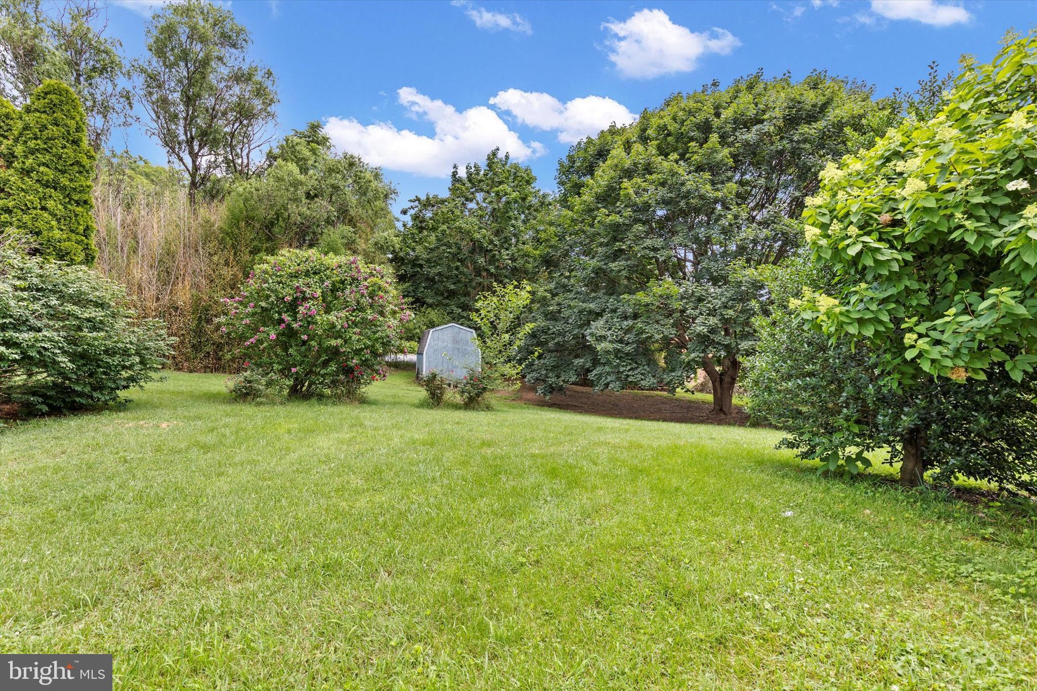 CHARTWOOD MANOR - Residential