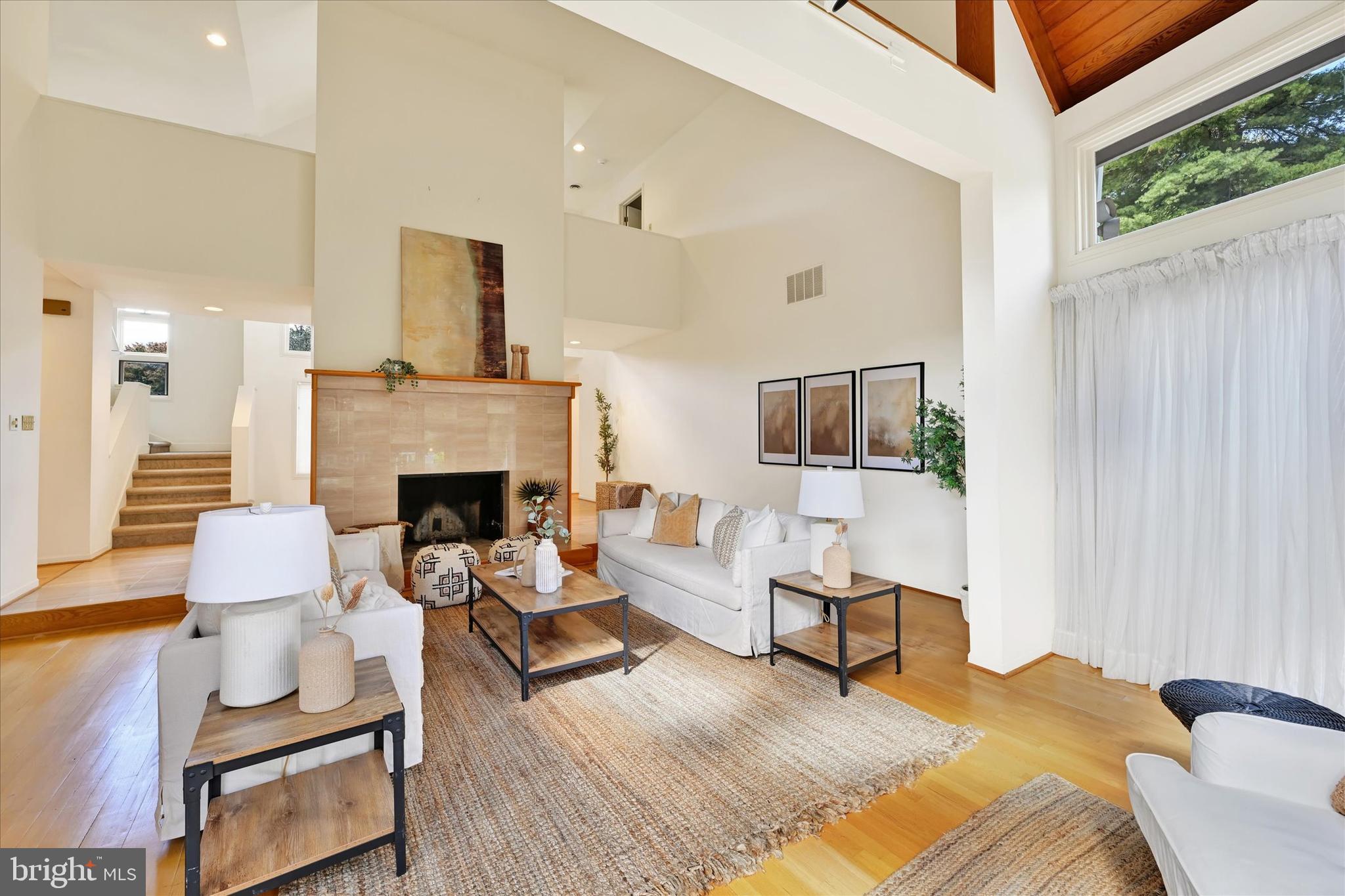 RUXTON - Residential