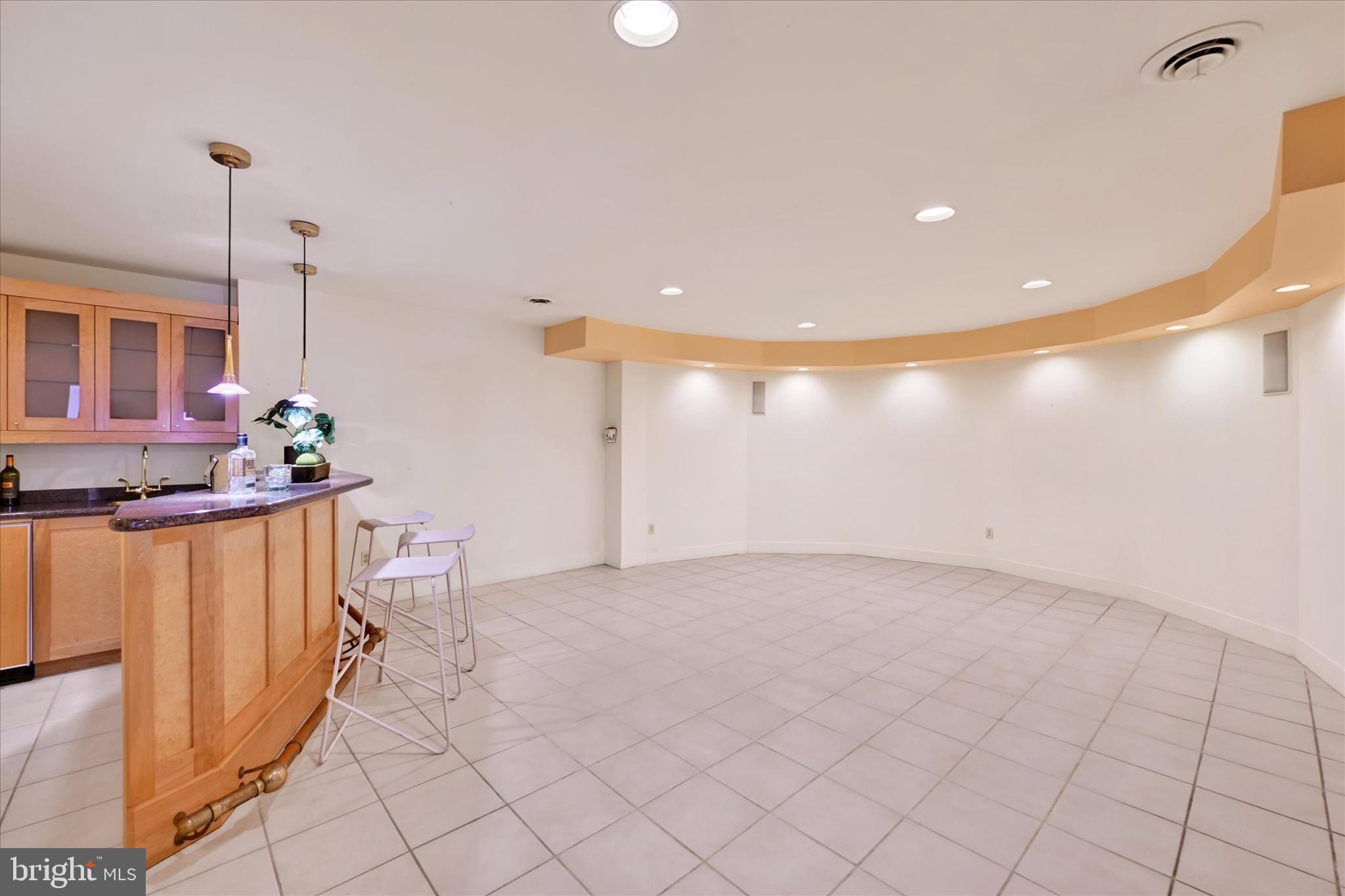 RUXTON - Residential