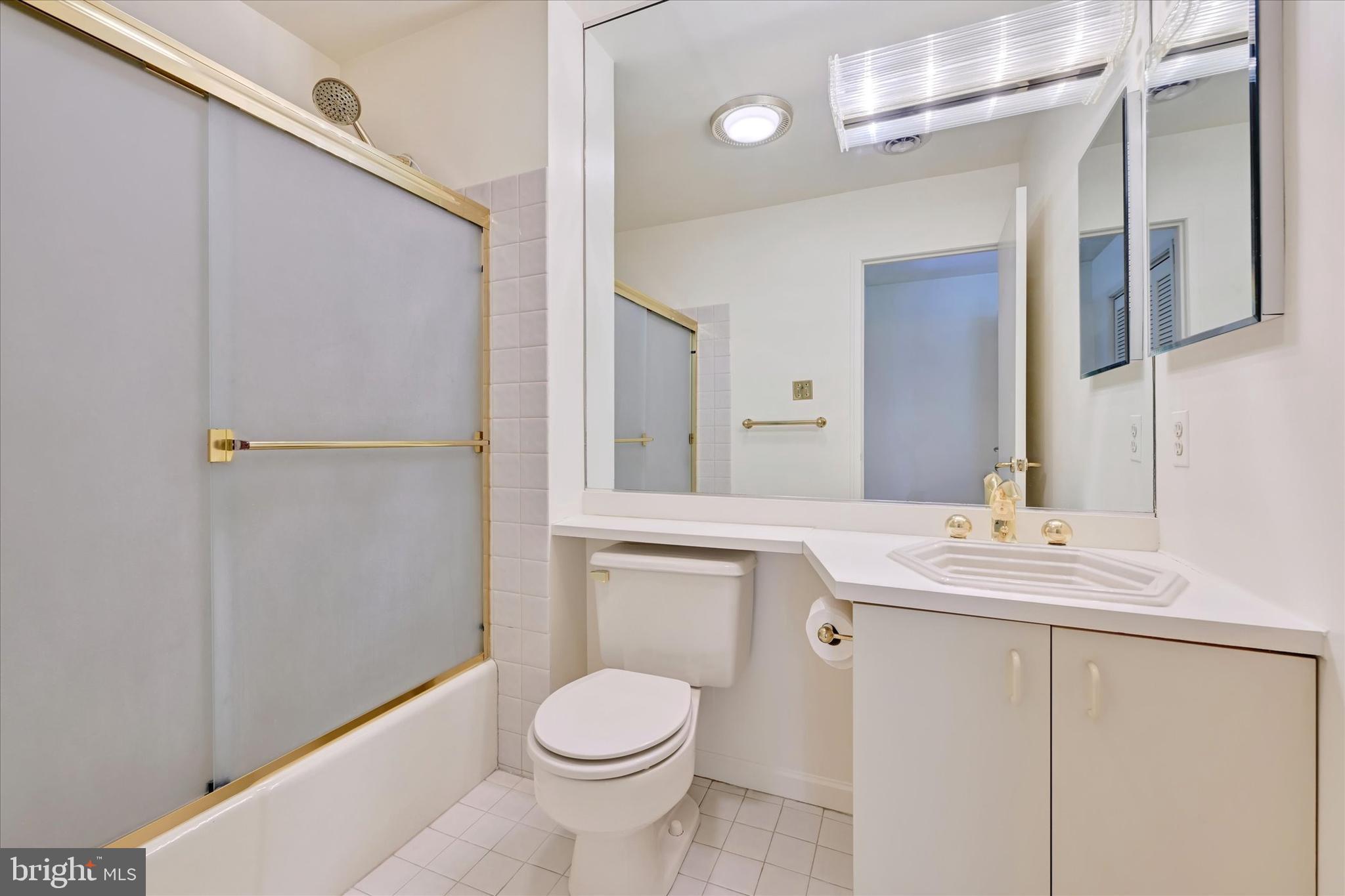 RUXTON - Residential