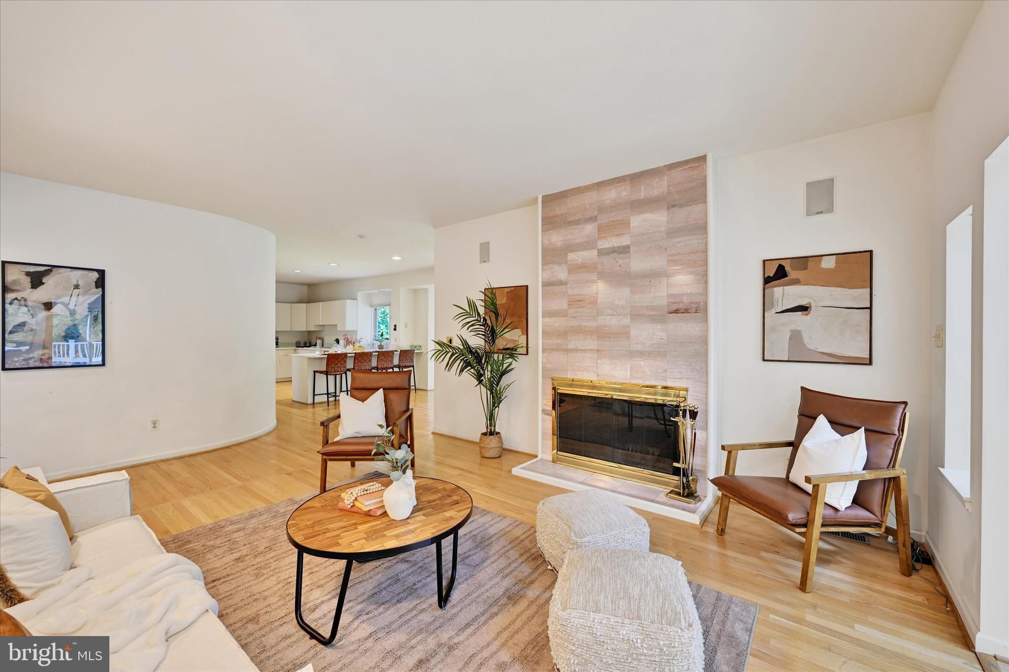 RUXTON - Residential