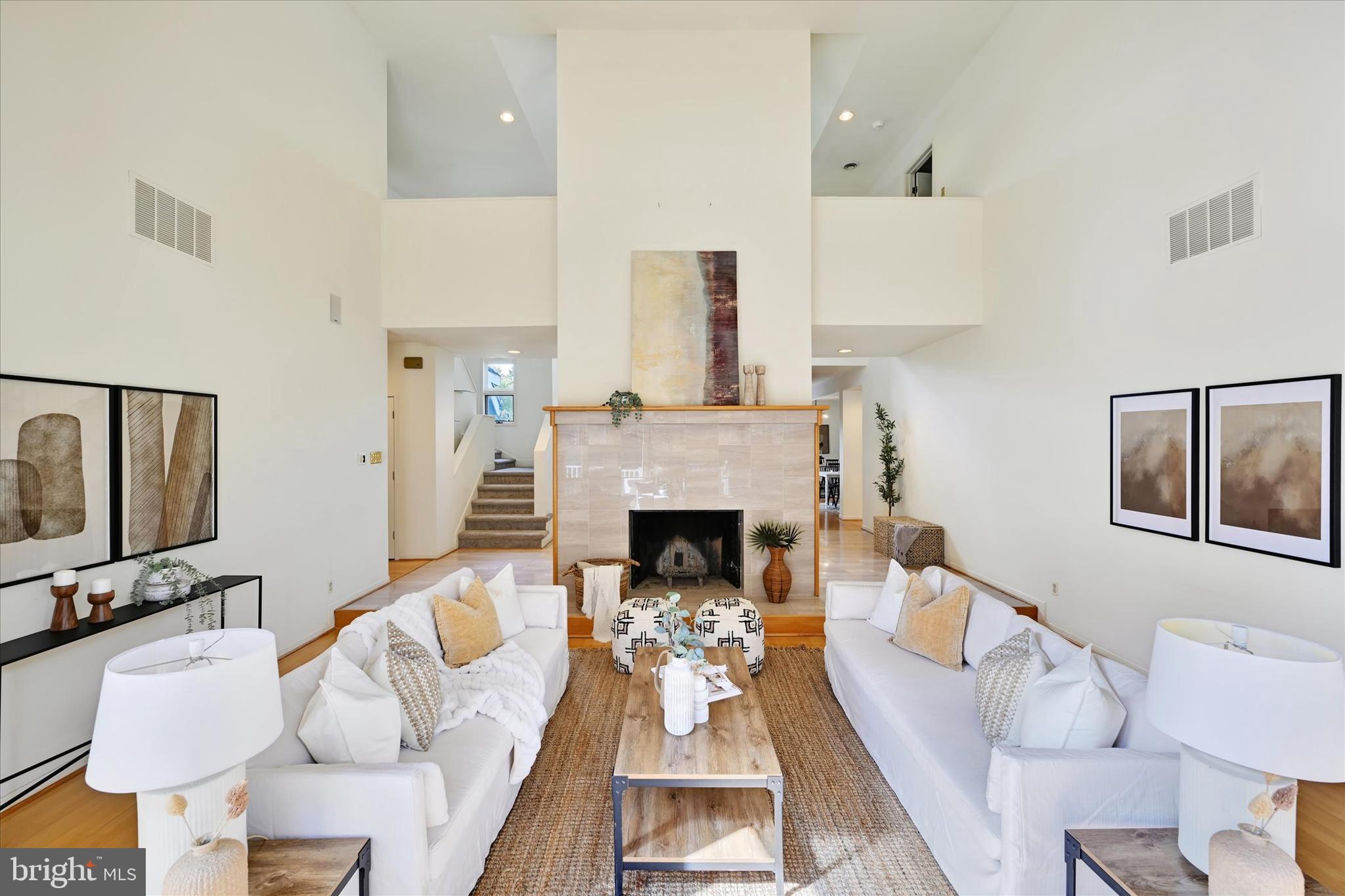 RUXTON - Residential