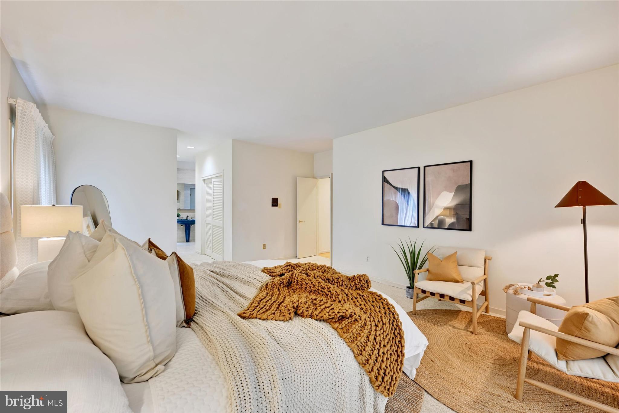 RUXTON - Residential