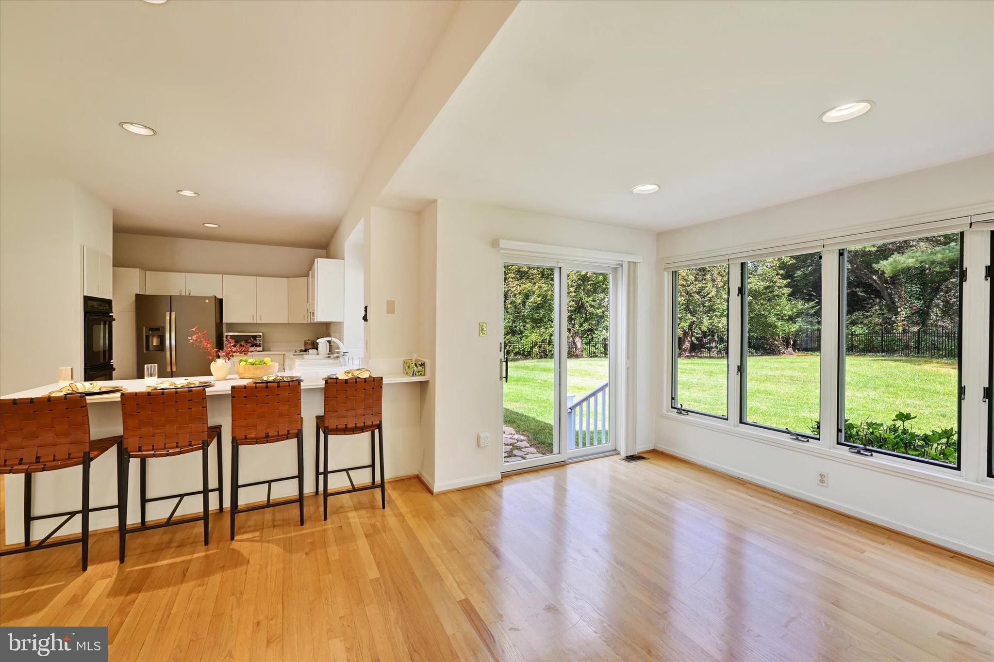 RUXTON - Residential