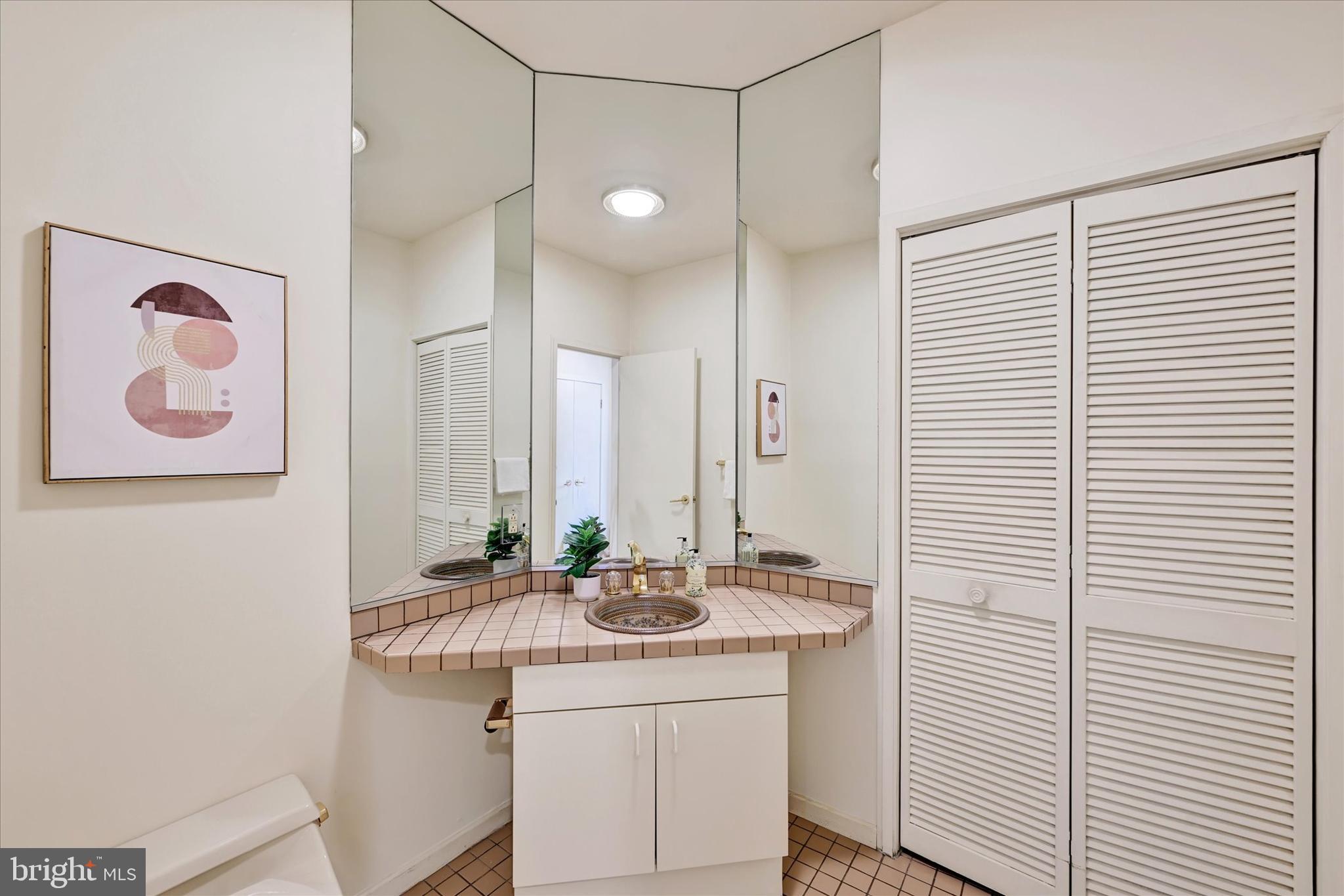 RUXTON - Residential