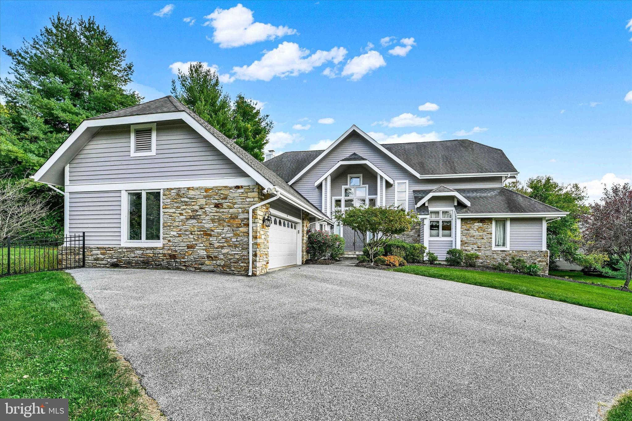 RUXTON - Residential