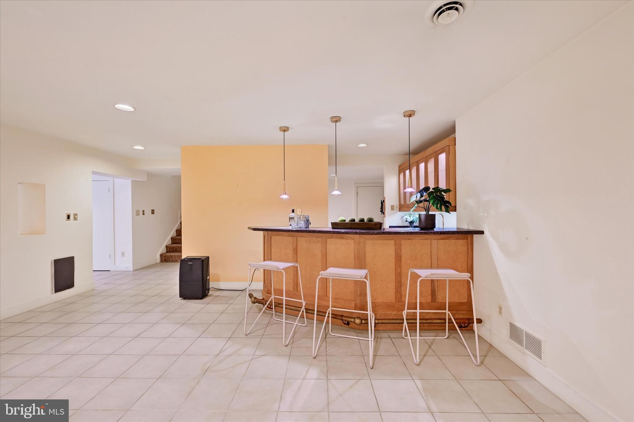 RUXTON - Residential