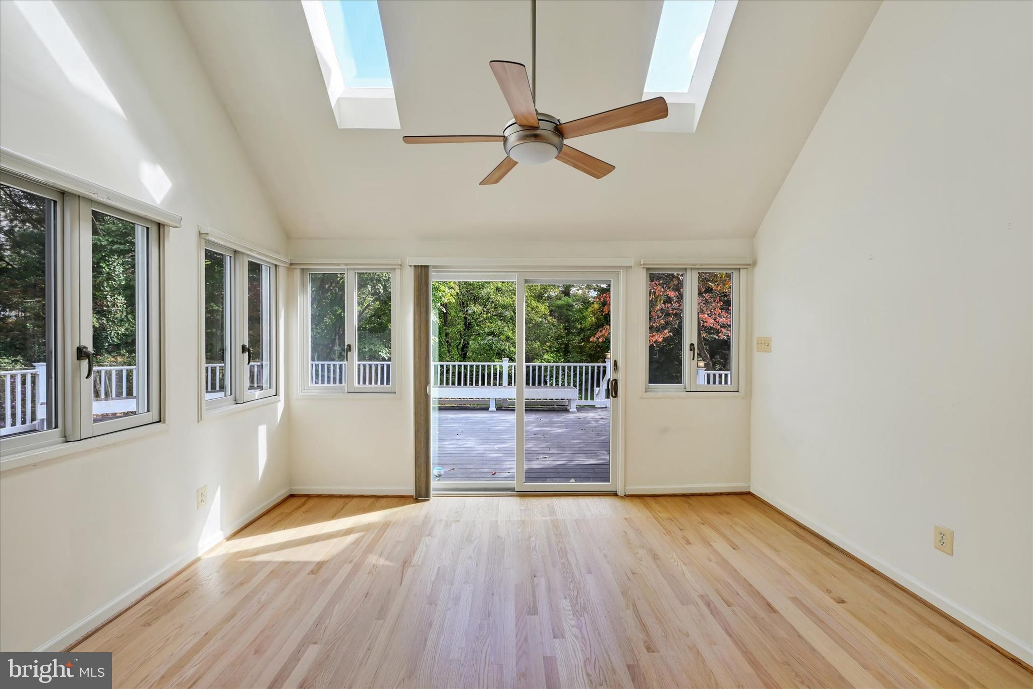 RUXTON - Residential