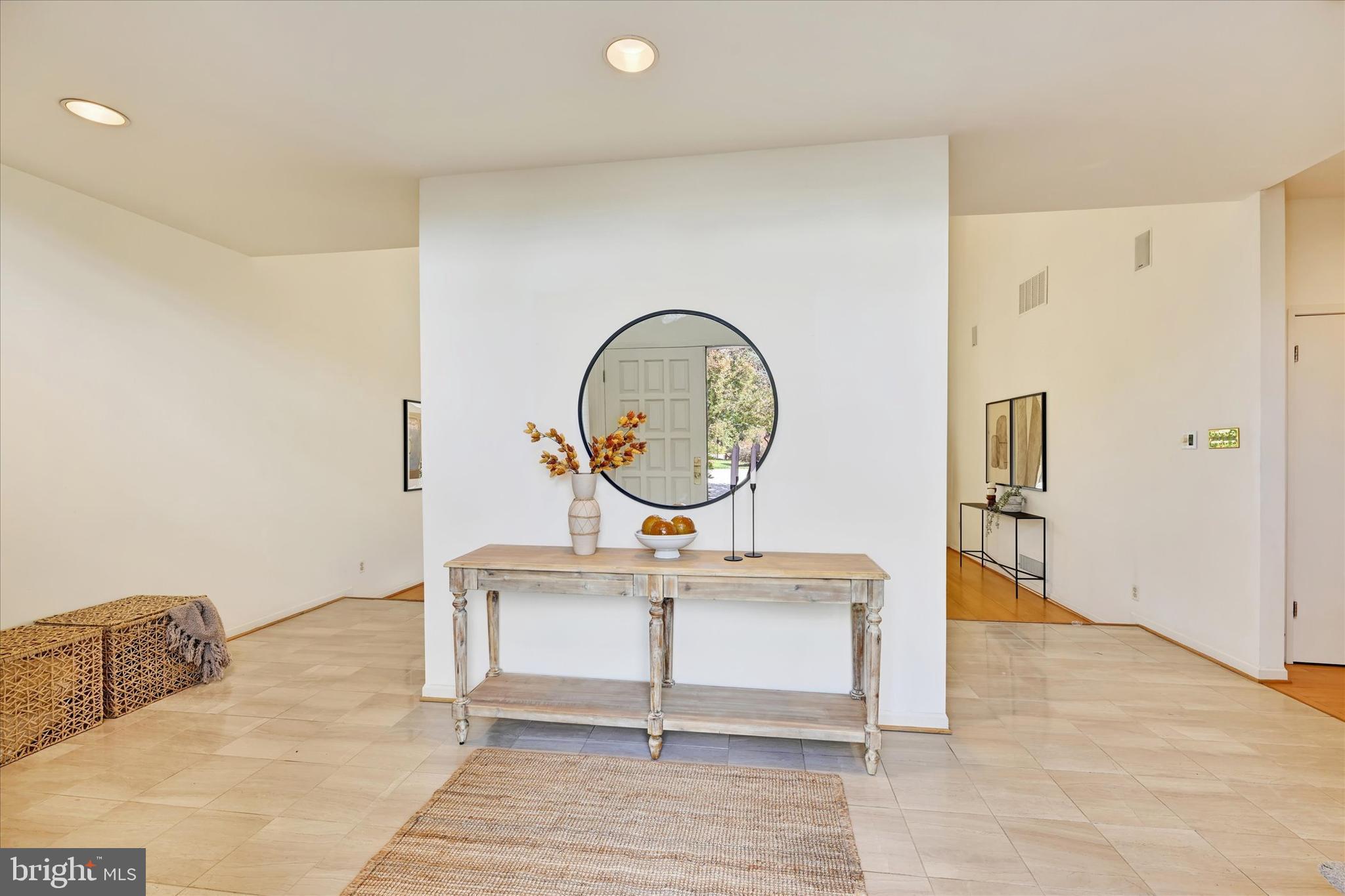 RUXTON - Residential