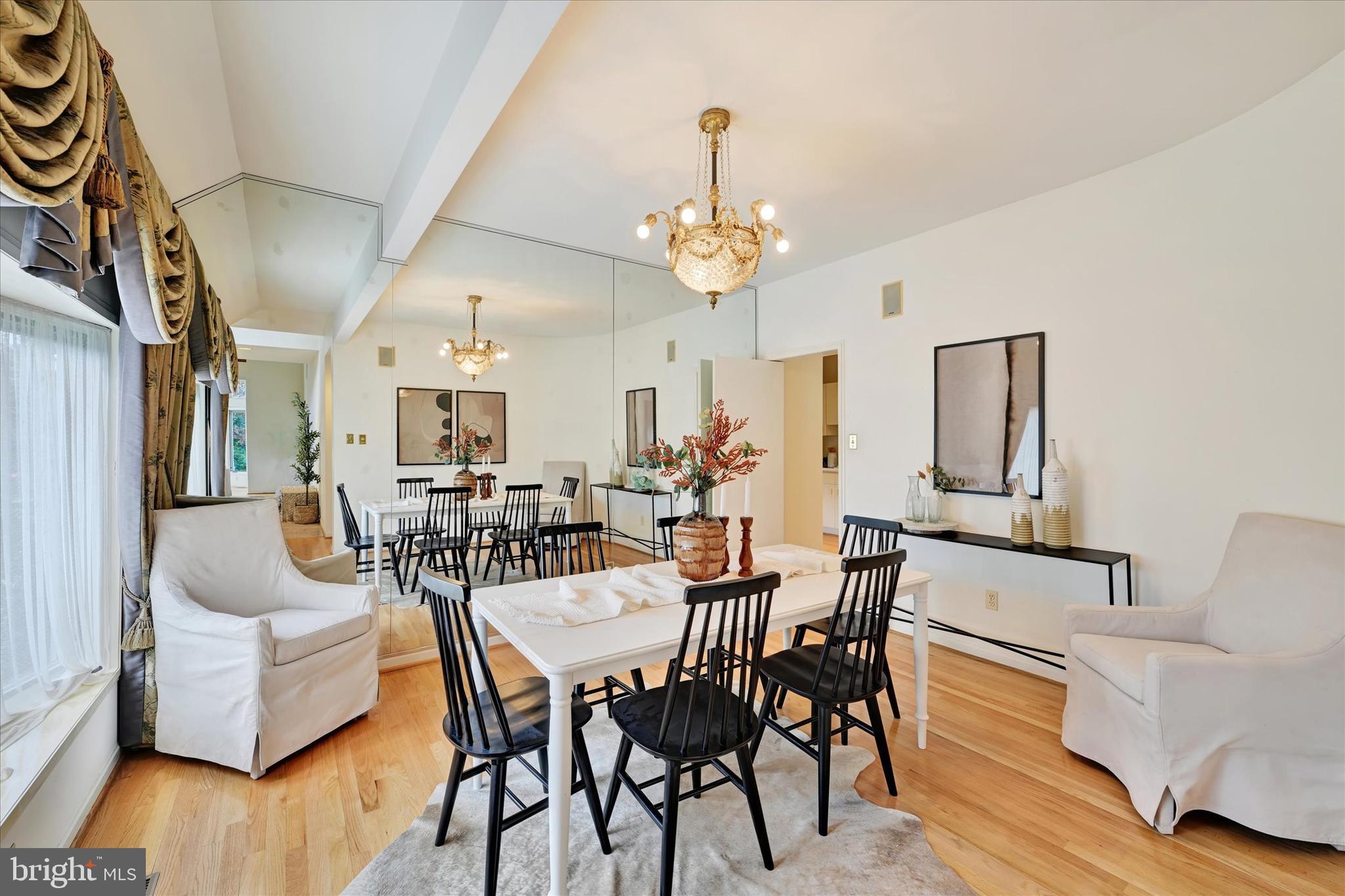 RUXTON - Residential