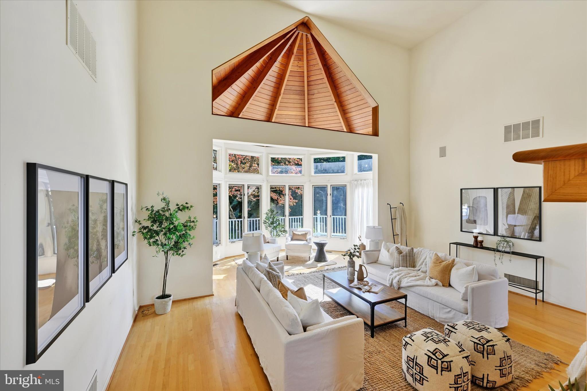 RUXTON - Residential