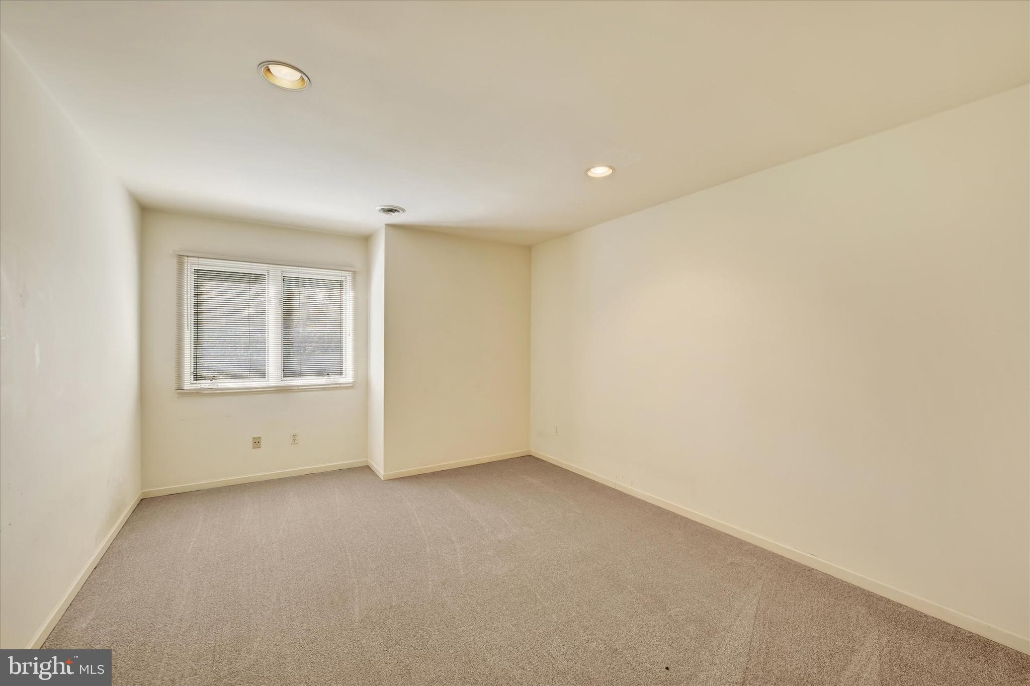 RUXTON - Residential