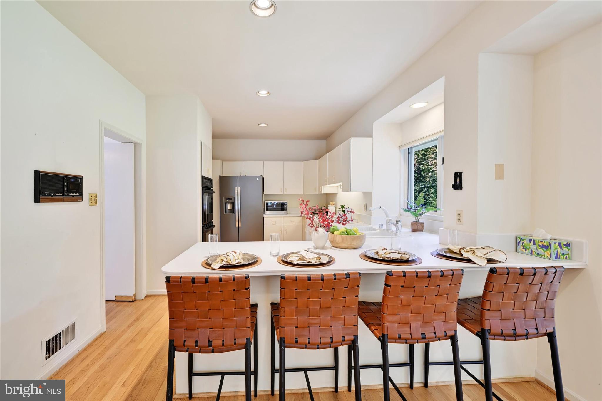 RUXTON - Residential