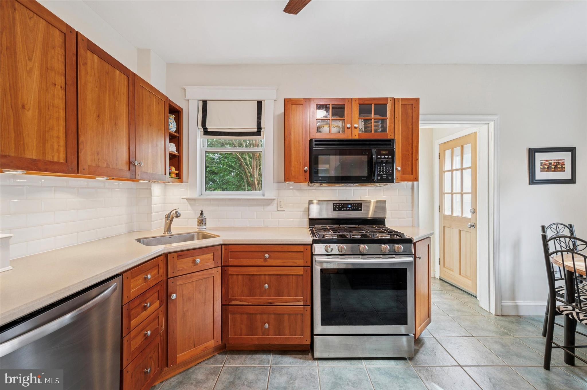 OAKMONT - Residential