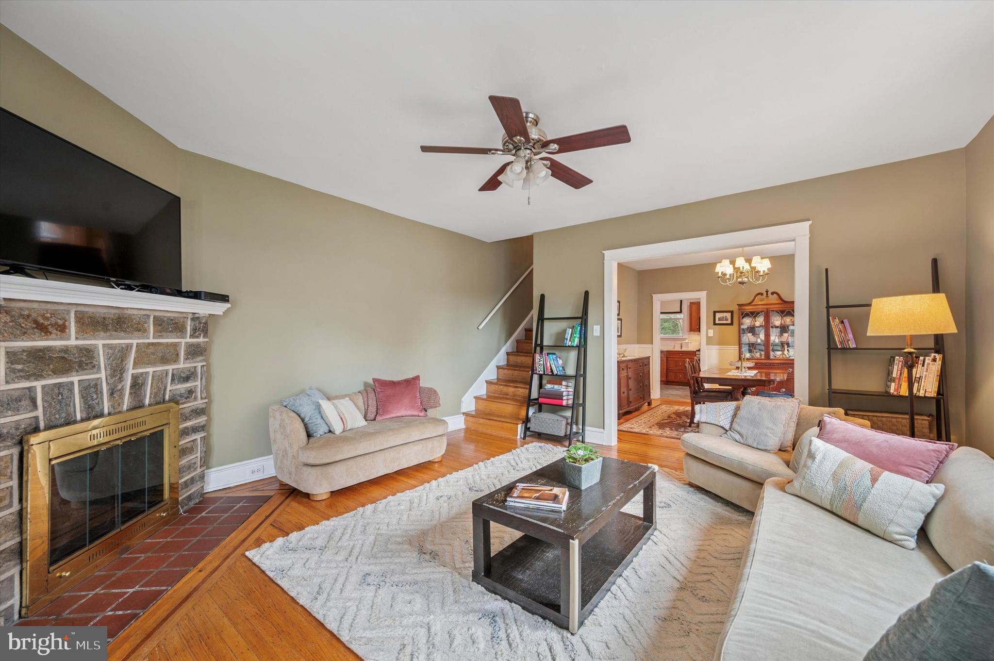 OAKMONT - Residential