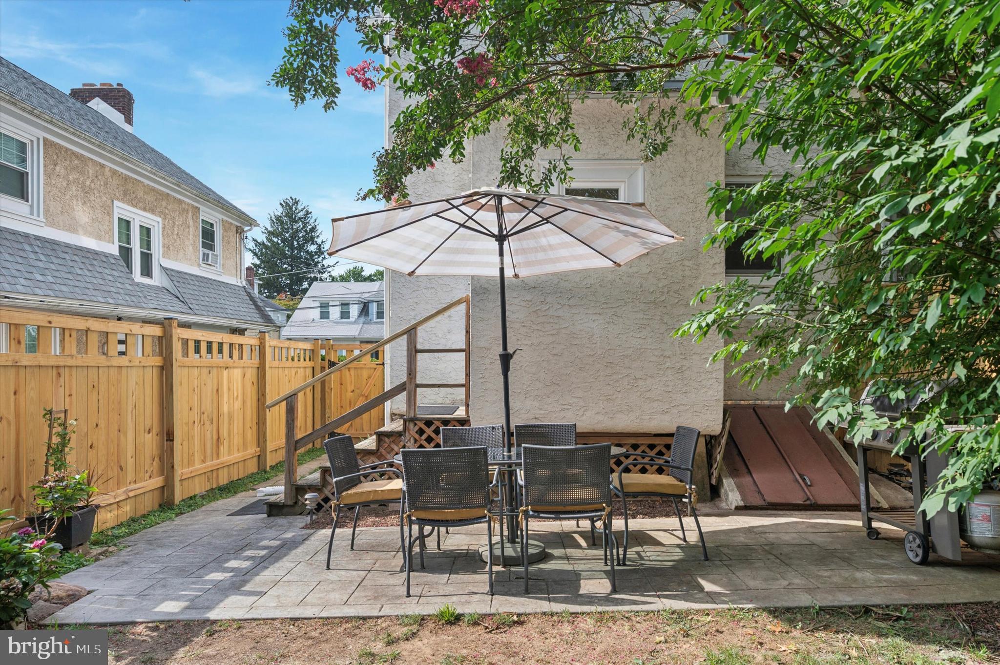 OAKMONT - Residential