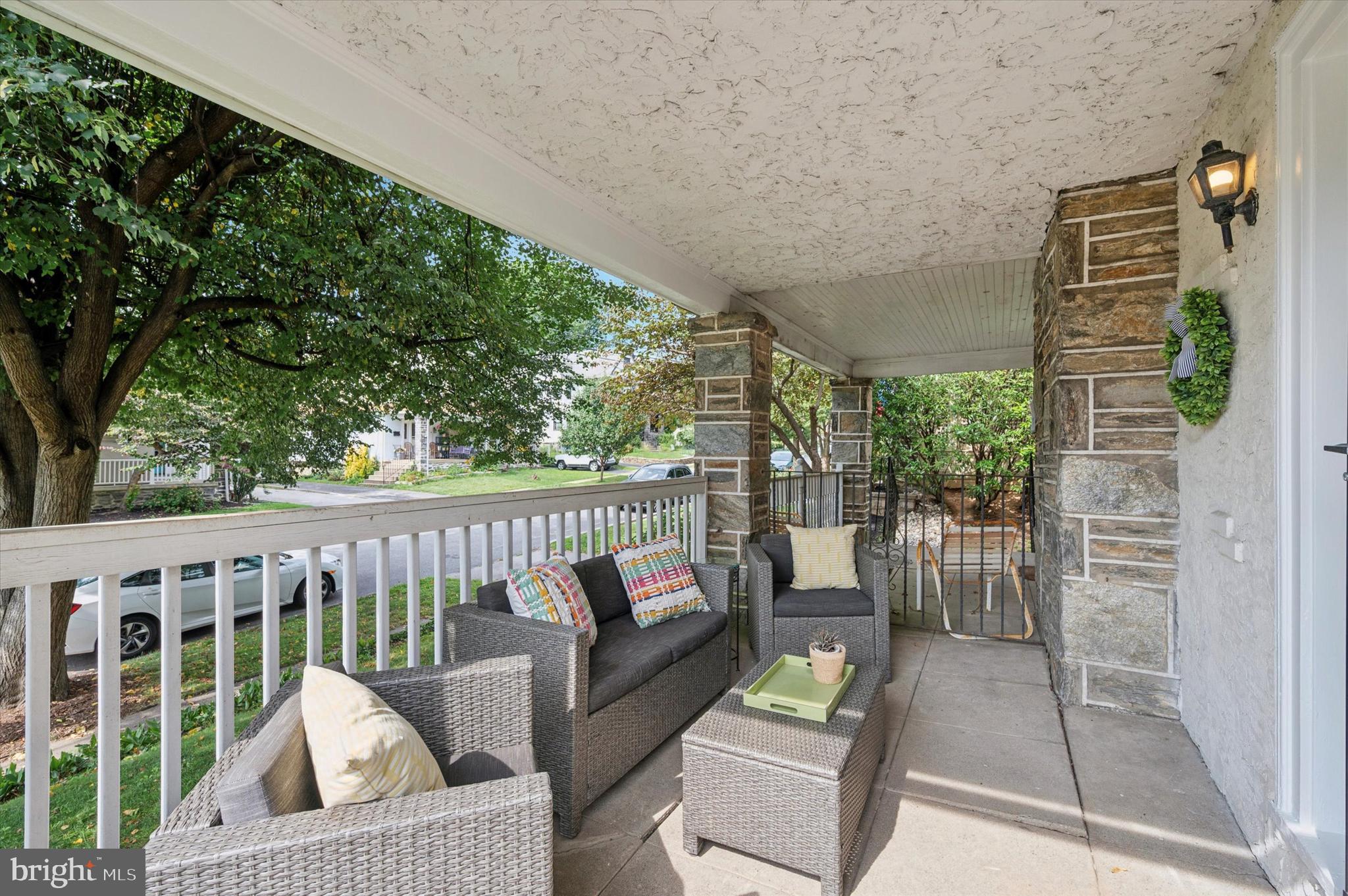 17 E TURNBULL AVENUE