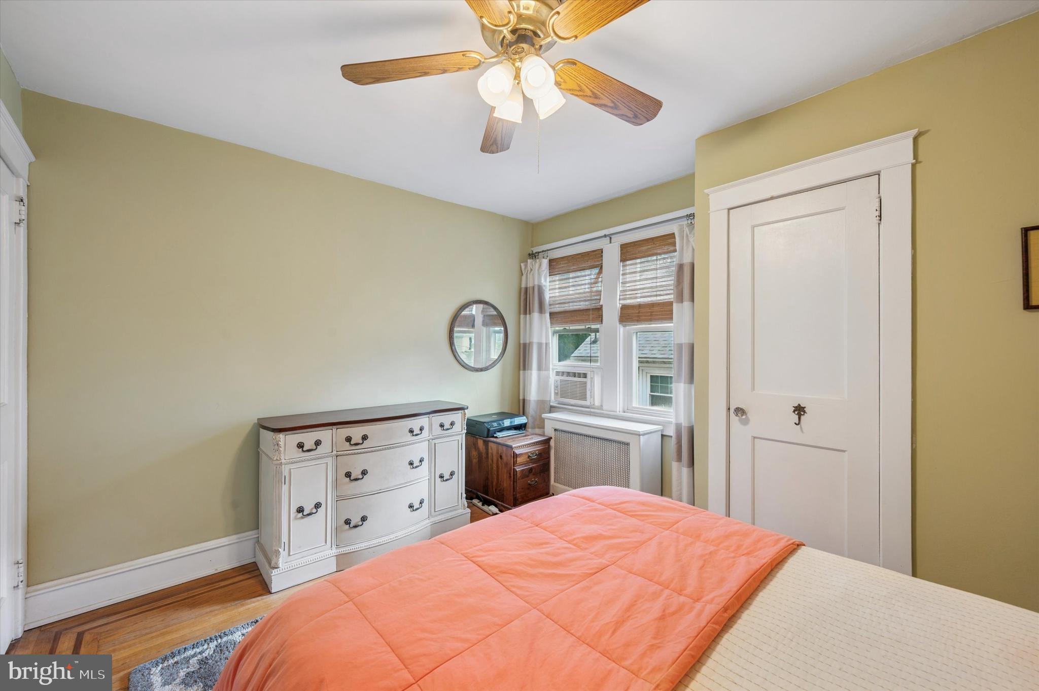 OAKMONT - Residential