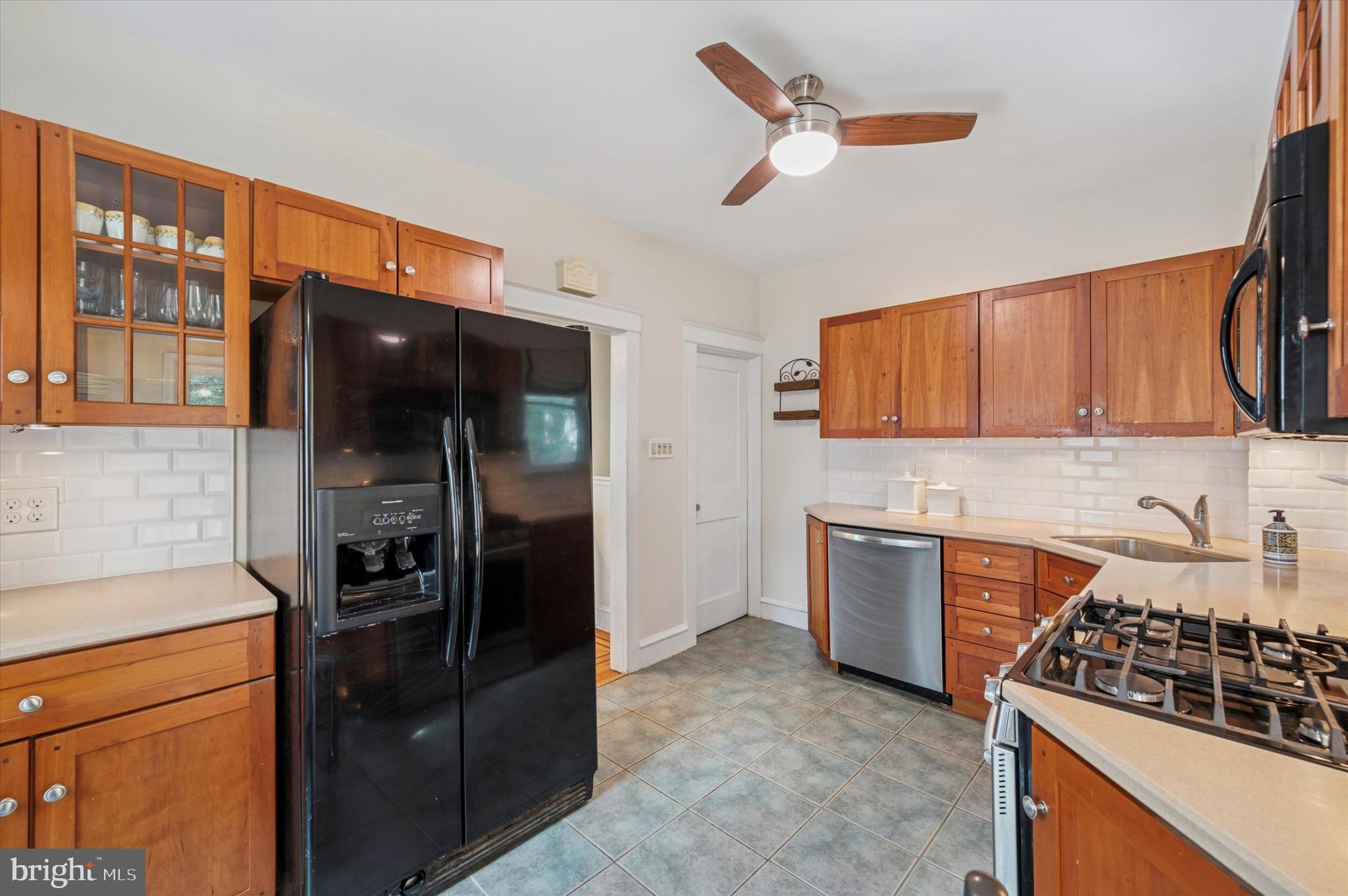 OAKMONT - Residential