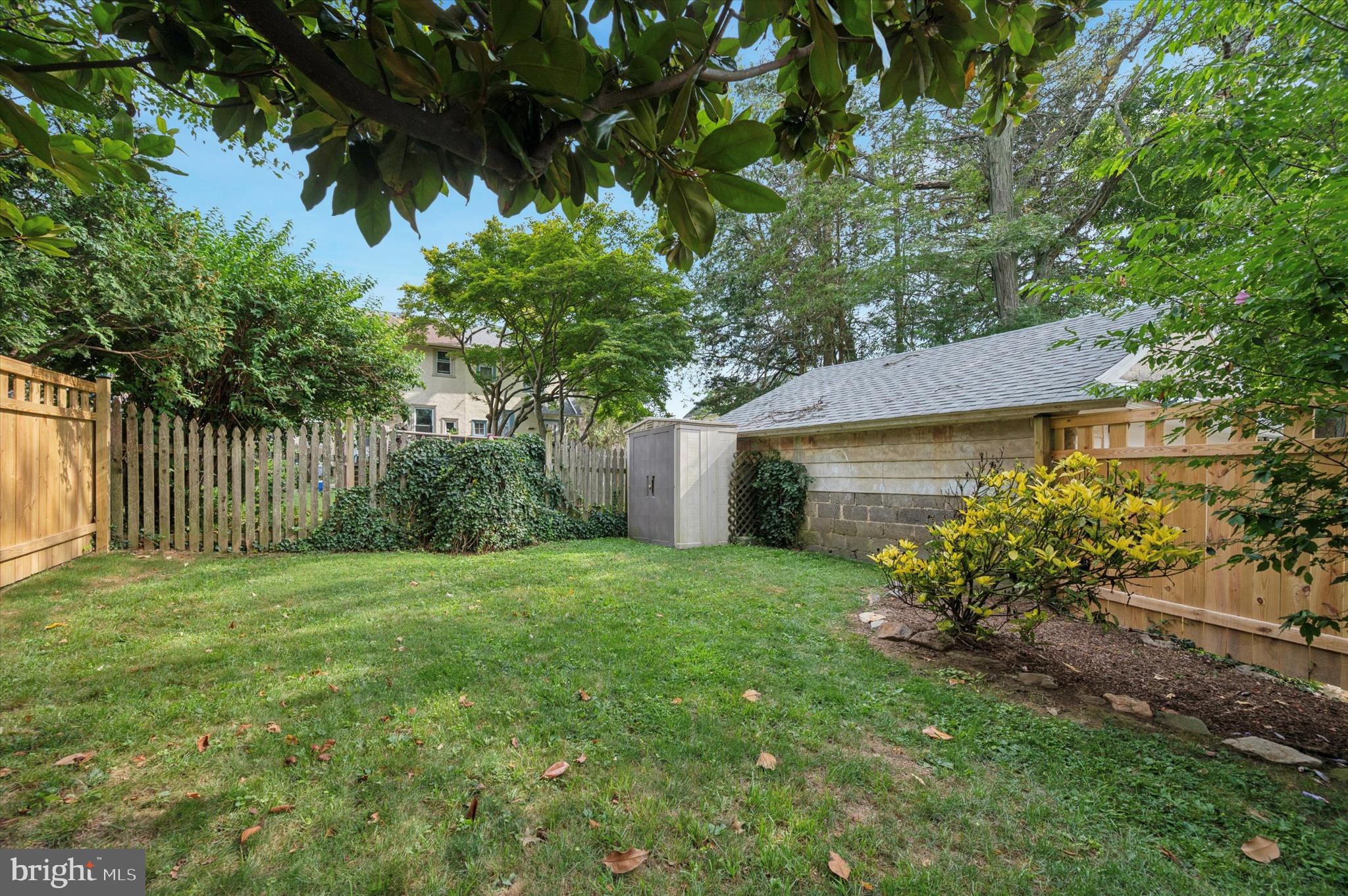 OAKMONT - Residential