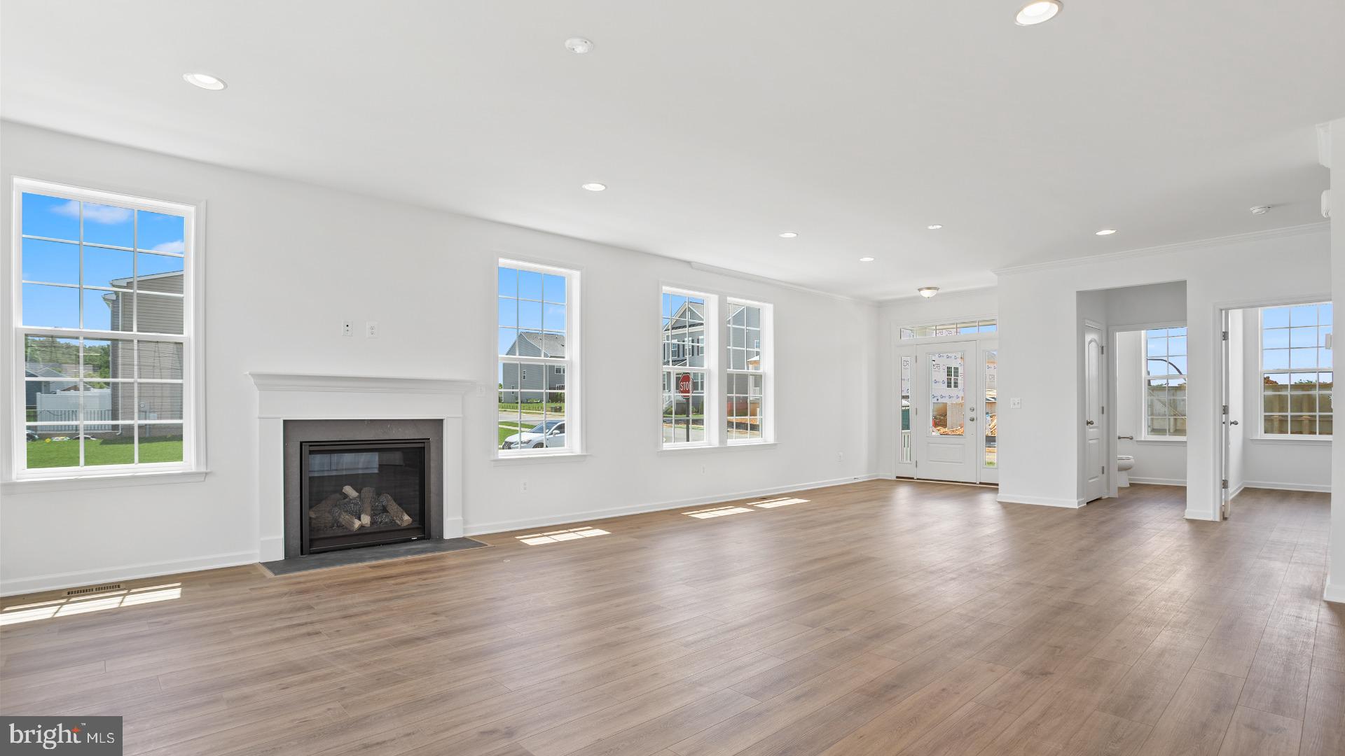 HUNTFIELD - Residential