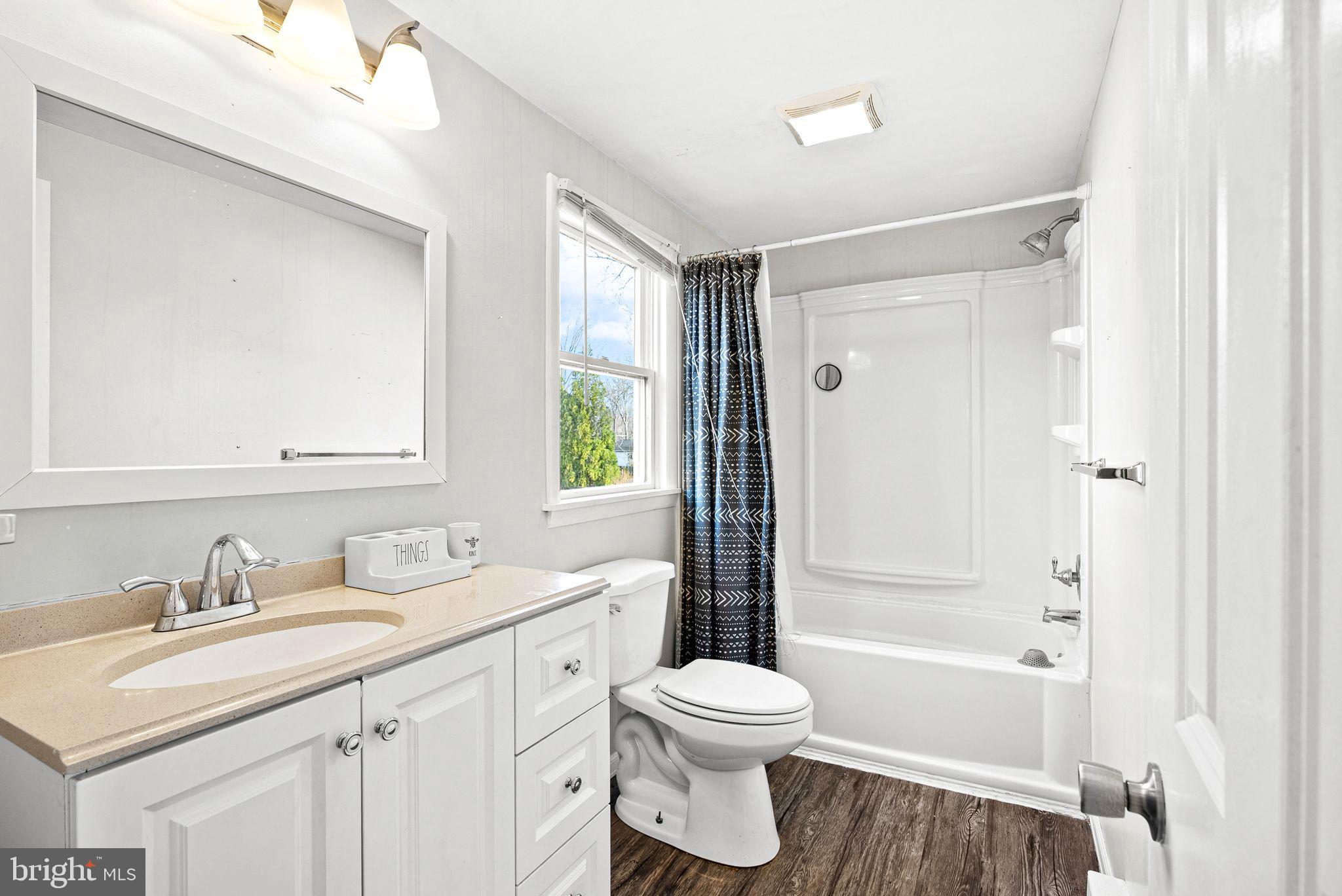 BRIARWOOD - Residential