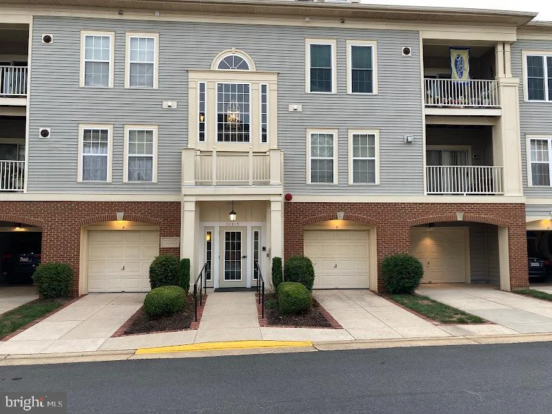 11315 Westbrook Mill Lane Unit 202, Fairfax, VA 22030