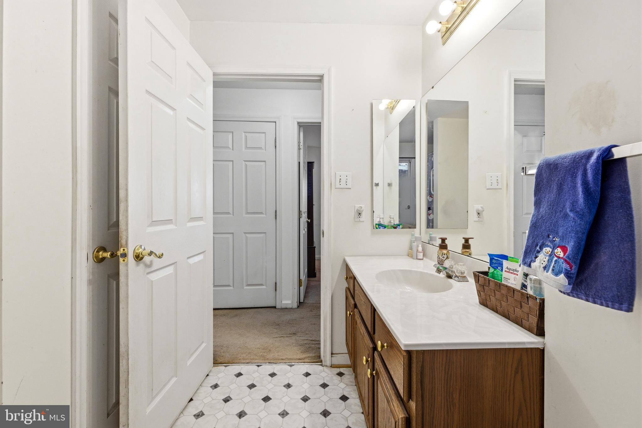 MILFORD HEIGHTS - Residential