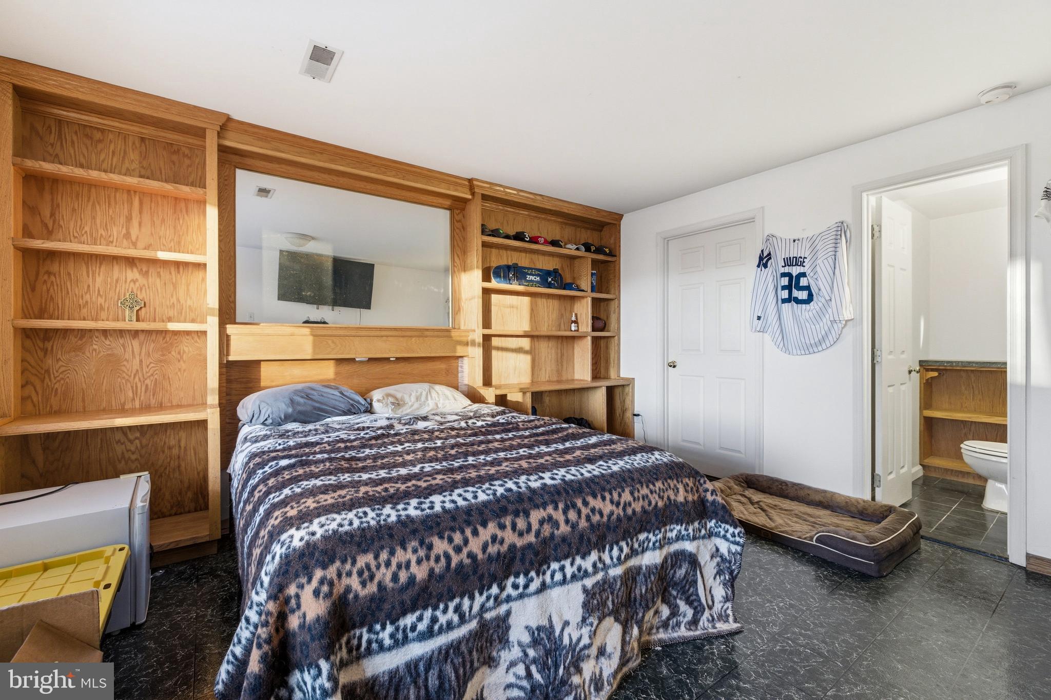 MILFORD HEIGHTS - Residential