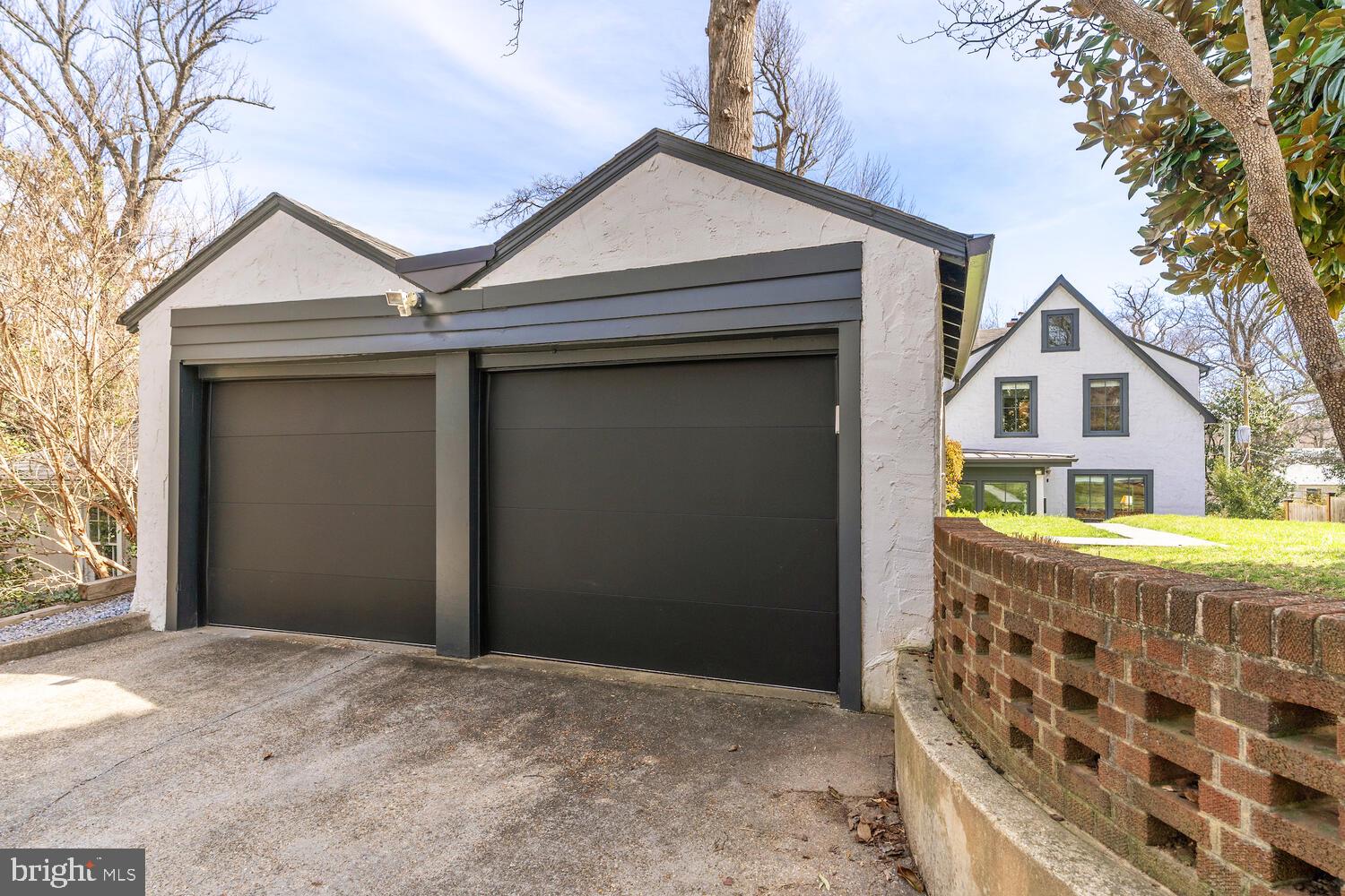 WESLEY HEIGHTS - Residential