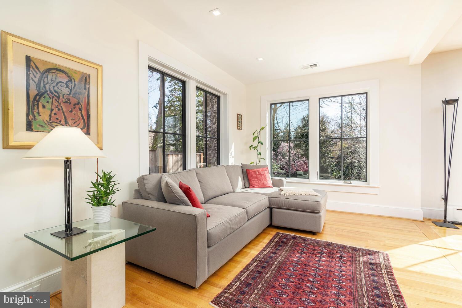 WESLEY HEIGHTS - Residential