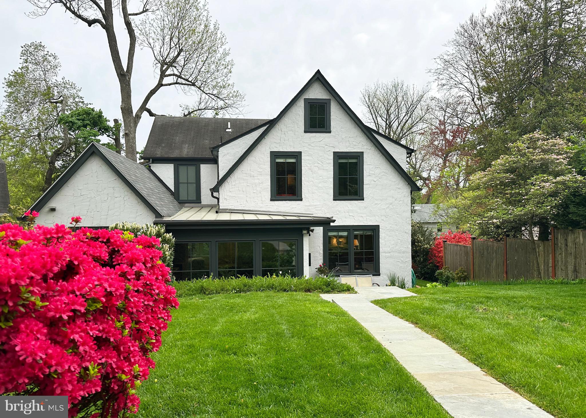 WESLEY HEIGHTS - Residential