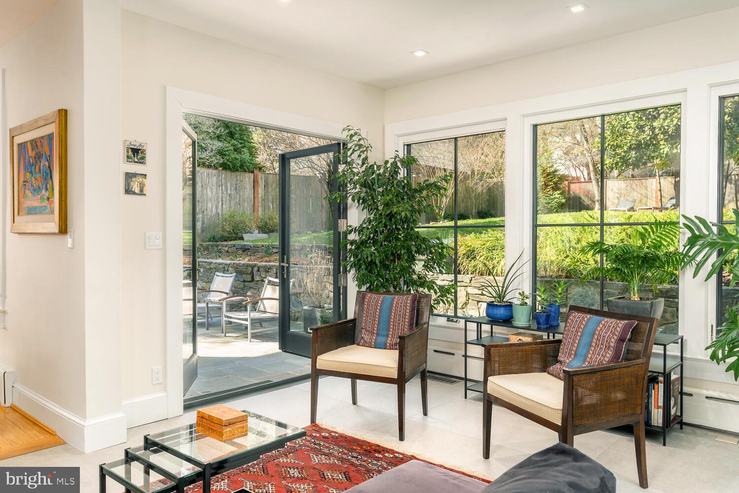 WESLEY HEIGHTS - Residential