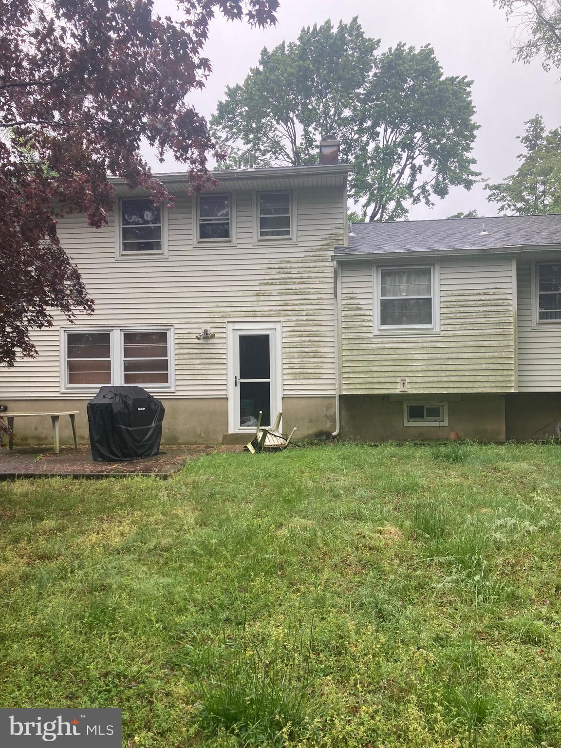 924 CROPWELL ROAD