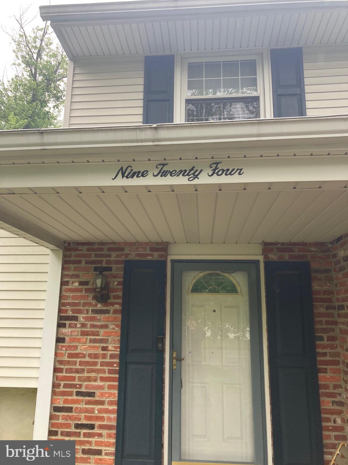 924 CROPWELL ROAD