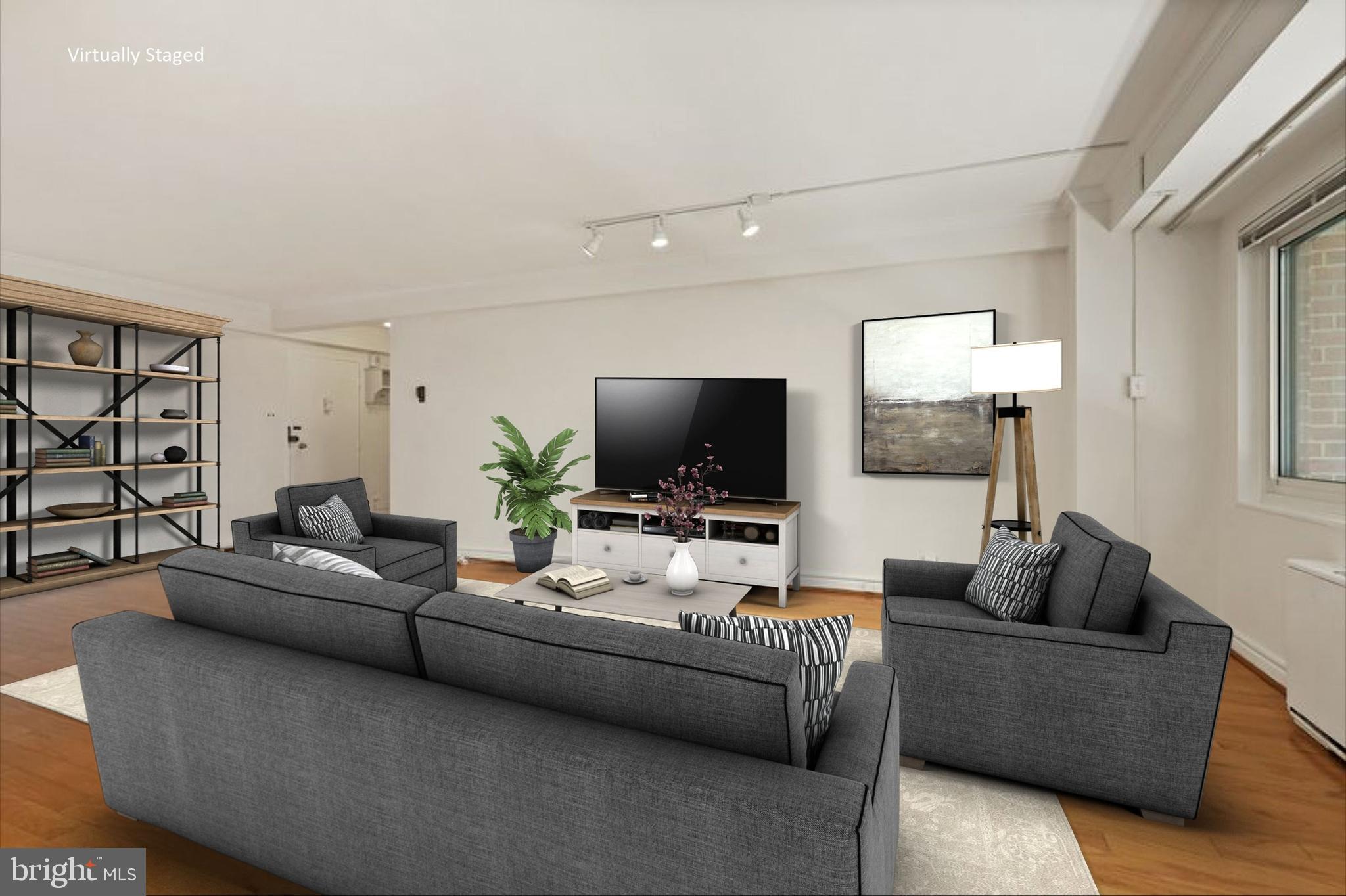 4201 CATHEDRAL AVENUE NW 923W