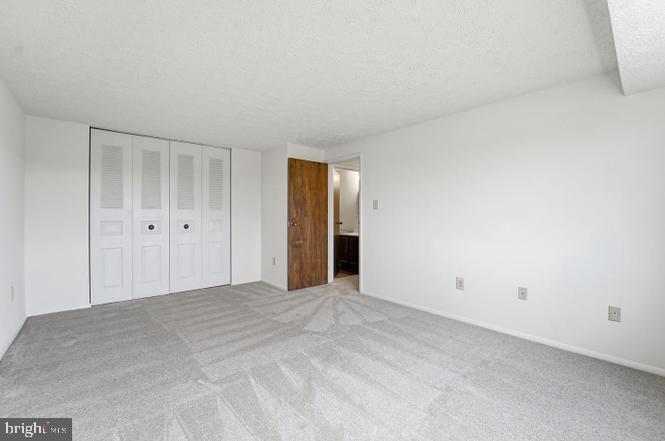 AMBERTOWNE - Residential Lease