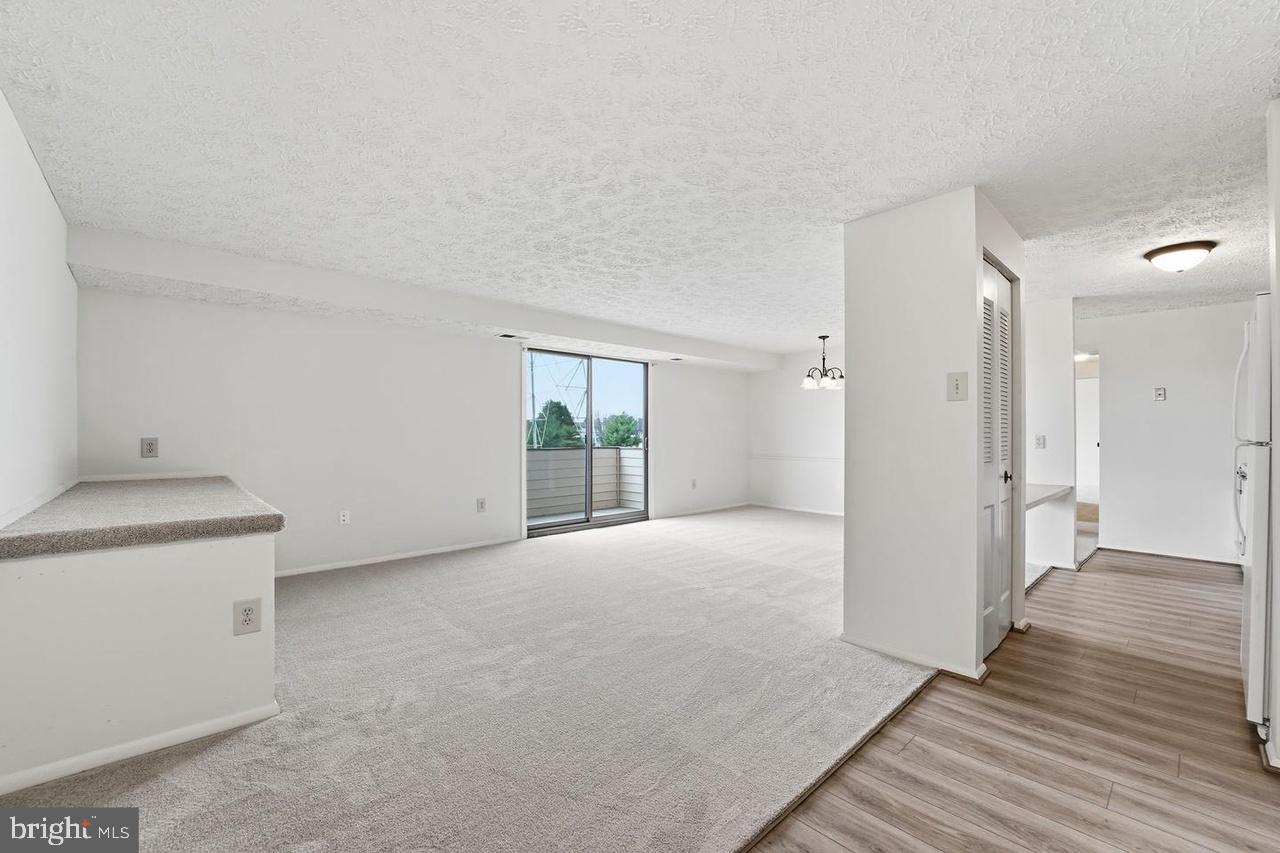 AMBERTOWNE - Residential Lease