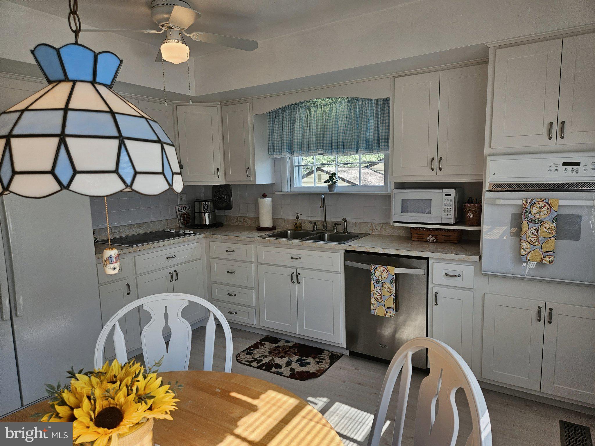 GREEN HILL - Residential