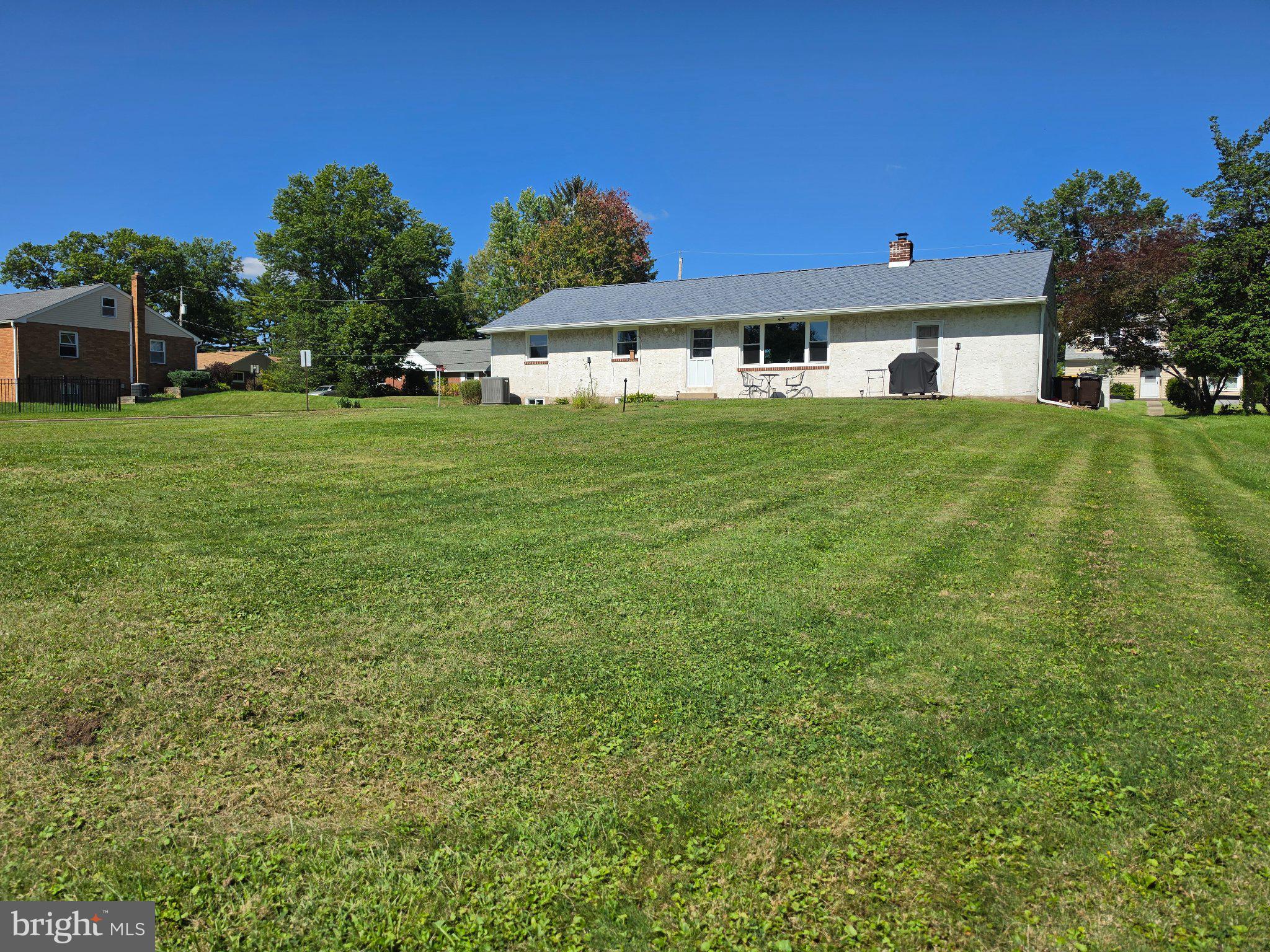 134 W SCHOOL STREET