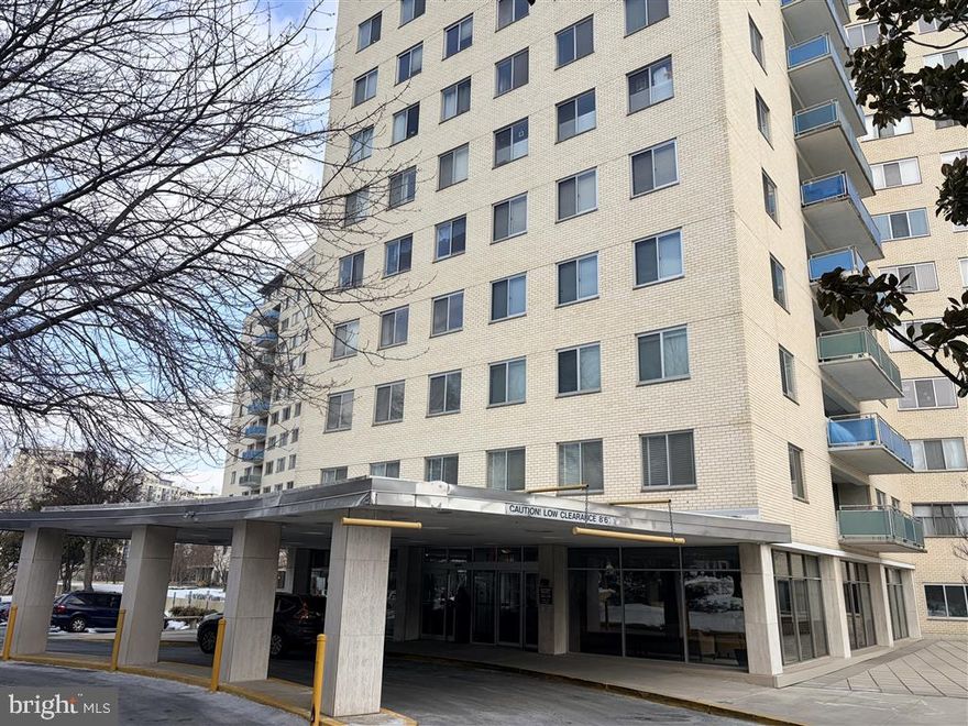 Located in the heart of North Bethesda, this sun-filled 1-bedroom, 1-bathroom condo at Grosvenor Park I offers a perfect blend of urban convenience and serene park-like living. Situated on the 12th floor, Unit 1205 features an open floor plan with expansive windows that flood the space with natural light. Bright & Airy: Spacious living area with a flexible layout, perfect for a combined dining and lounging space. Renovated Kitchen: Modern galley kitchen equipped with sleek cabinetry, gas cooking, and a convenient pass-through for easy entertaining. Updated Bathroom: Relaxing whirlpool tub. Ample Storage: Significant closet space throughout, including a large walk-in closet. Quiet & Secure: Solid concrete construction ensures a peaceful living environment, complemented by 24/7 concierge and security desk in the lobby. The condo fee is remarkably inclusive, covering all utilities (electricity, gas, water, heat, AC, cable, and internet). Residents enjoy a wealth of resort-style amenities - Relaxation: Outdoor swimming pool, rooftop lounge with panoramic views, and beautifully landscaped picnic areas with grills. Wellness: Fully equipped fitness center, tennis courts, and immediate access to the 50-acre park and jogging trails. Convenience: On-site grocery store (Grosvenor Market), dry cleaners, library, and common laundry facilities. Unbeatable Location - Transit: Just steps from the Grosvenor-Strathmore Metro Station (Red Line) via a dedicated tunnel. Easy access to I-495 and I-270. Culture & Shopping: Walk to the Music Center at Strathmore. Minutes away from the vibrant shops and dining at Pike & Rose, Wildwood Shopping Center, and Downtown Bethesda. Education: Located within the highly-regarded Montgomery County Public Schools district (Walter Johnson High School).