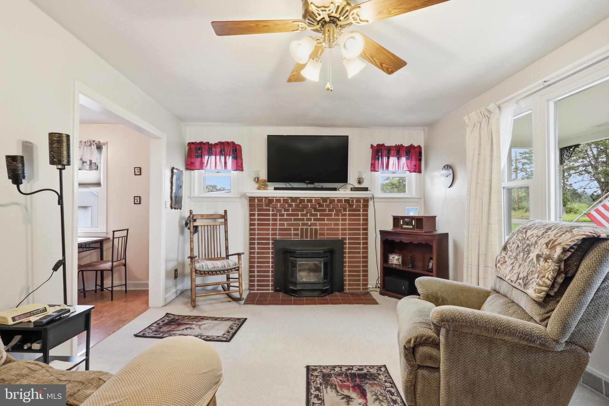 153 TOTTEN LANE
