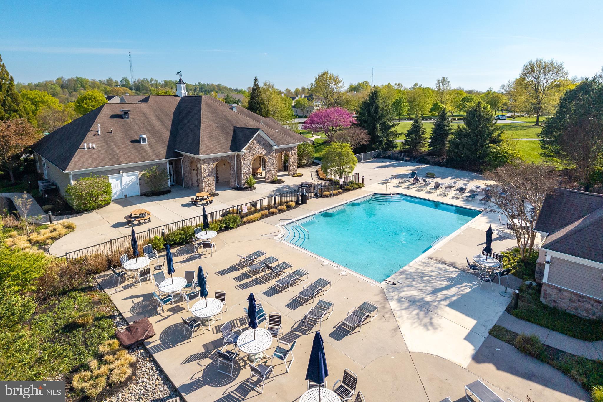 WINDSOR RIDGE - Residential